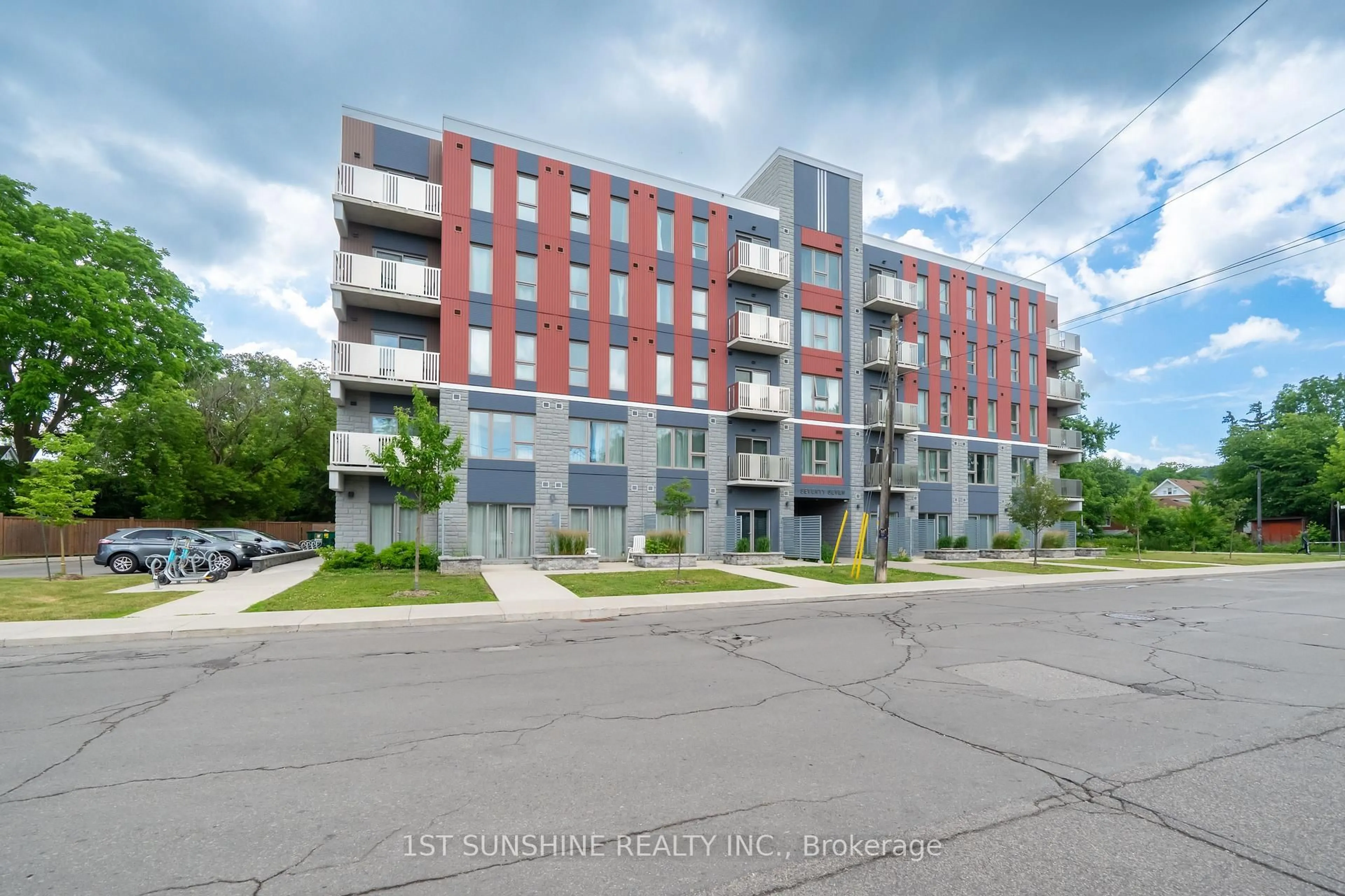 Unknown for 77 Leland St #119, Hamilton Ontario L8S 3A1
