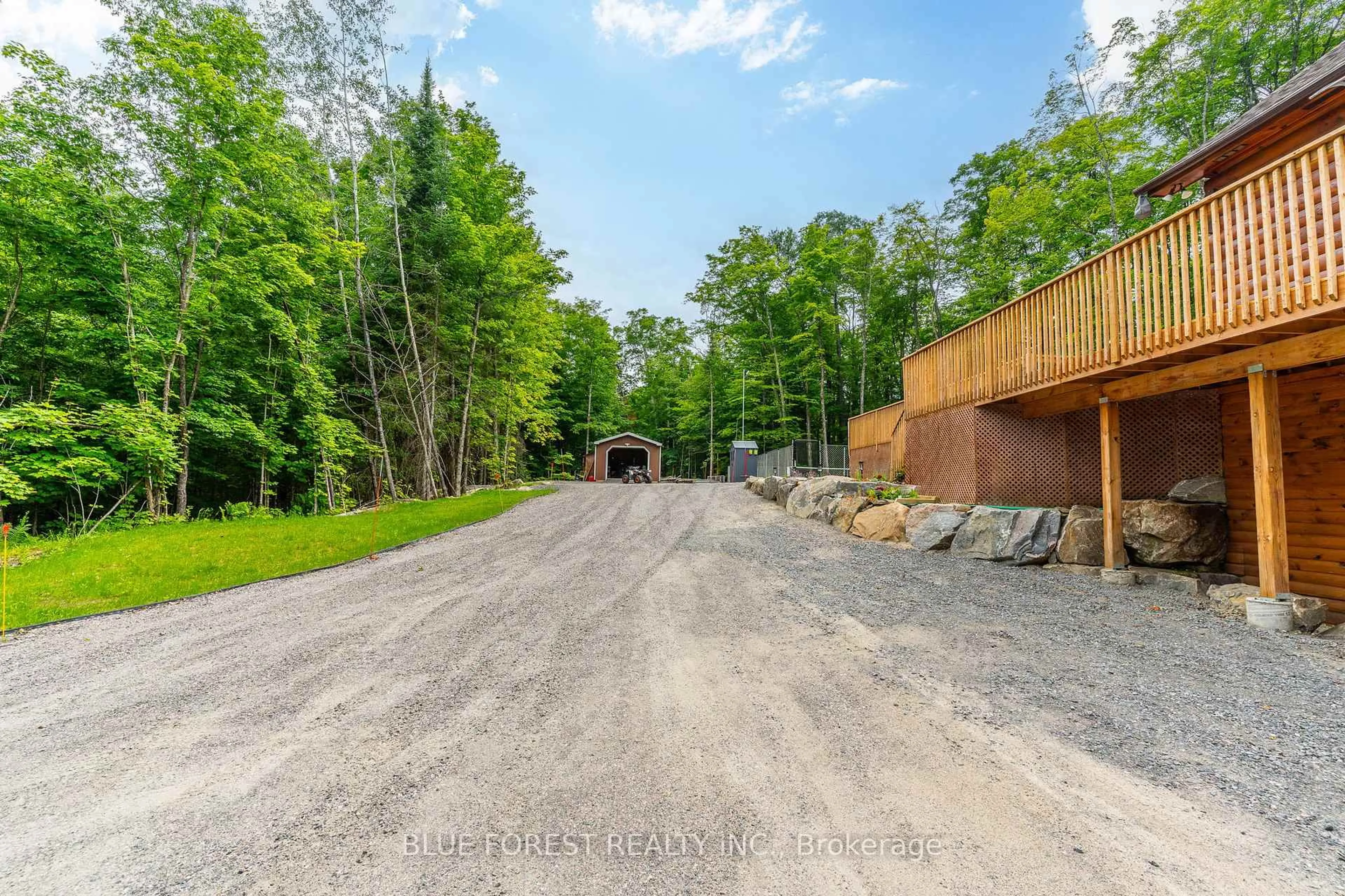 A pic from outside/outdoor area/front of a property/back of a property/a pic from drone, unknown for 1188 North Lake Dr, Dysart et al Ontario K0M 1M0