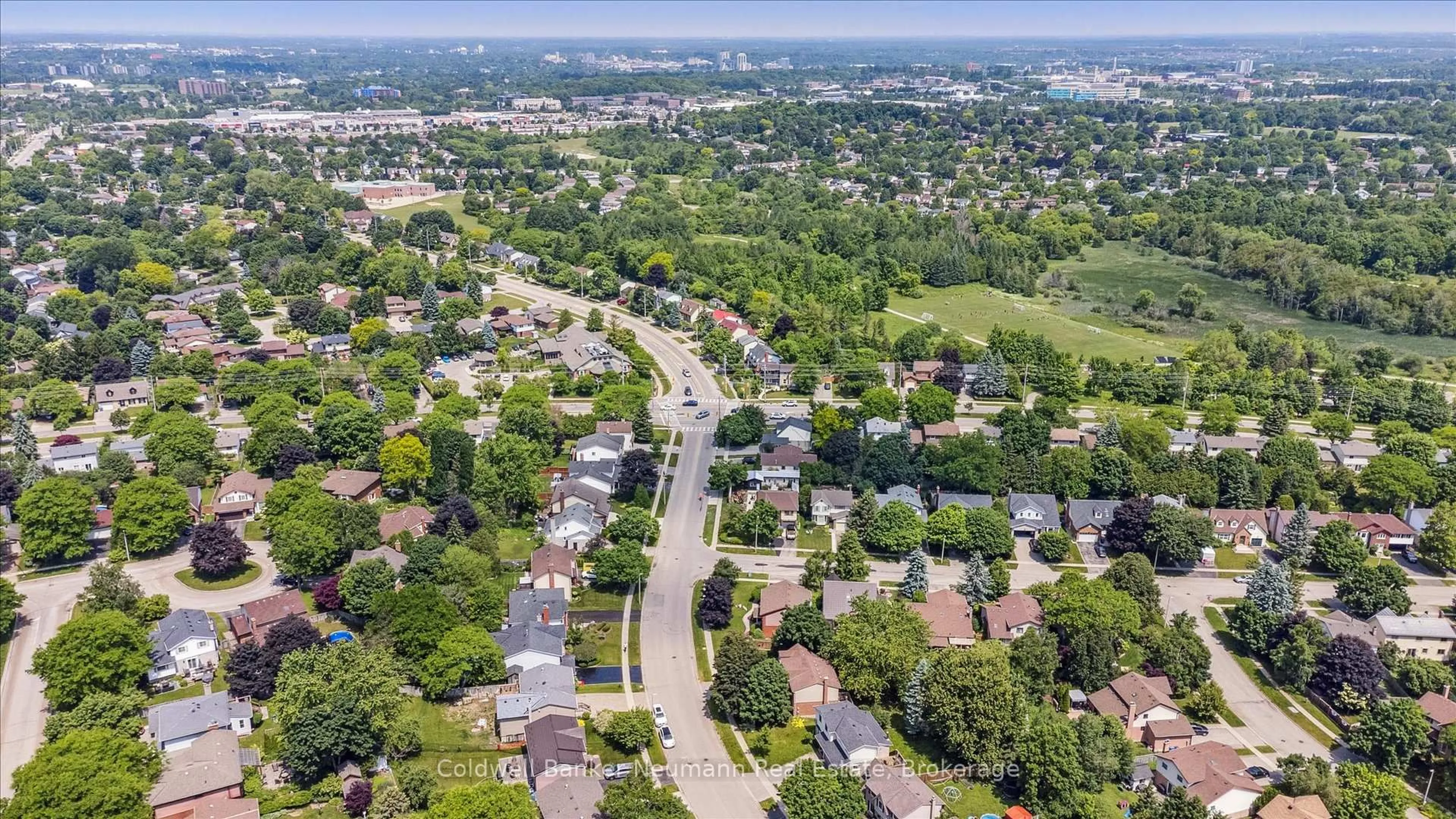 A pic from outside/outdoor area/front of a property/back of a property/a pic from drone, street for 396 Ironwood Rd, Guelph Ontario N1G 3N8