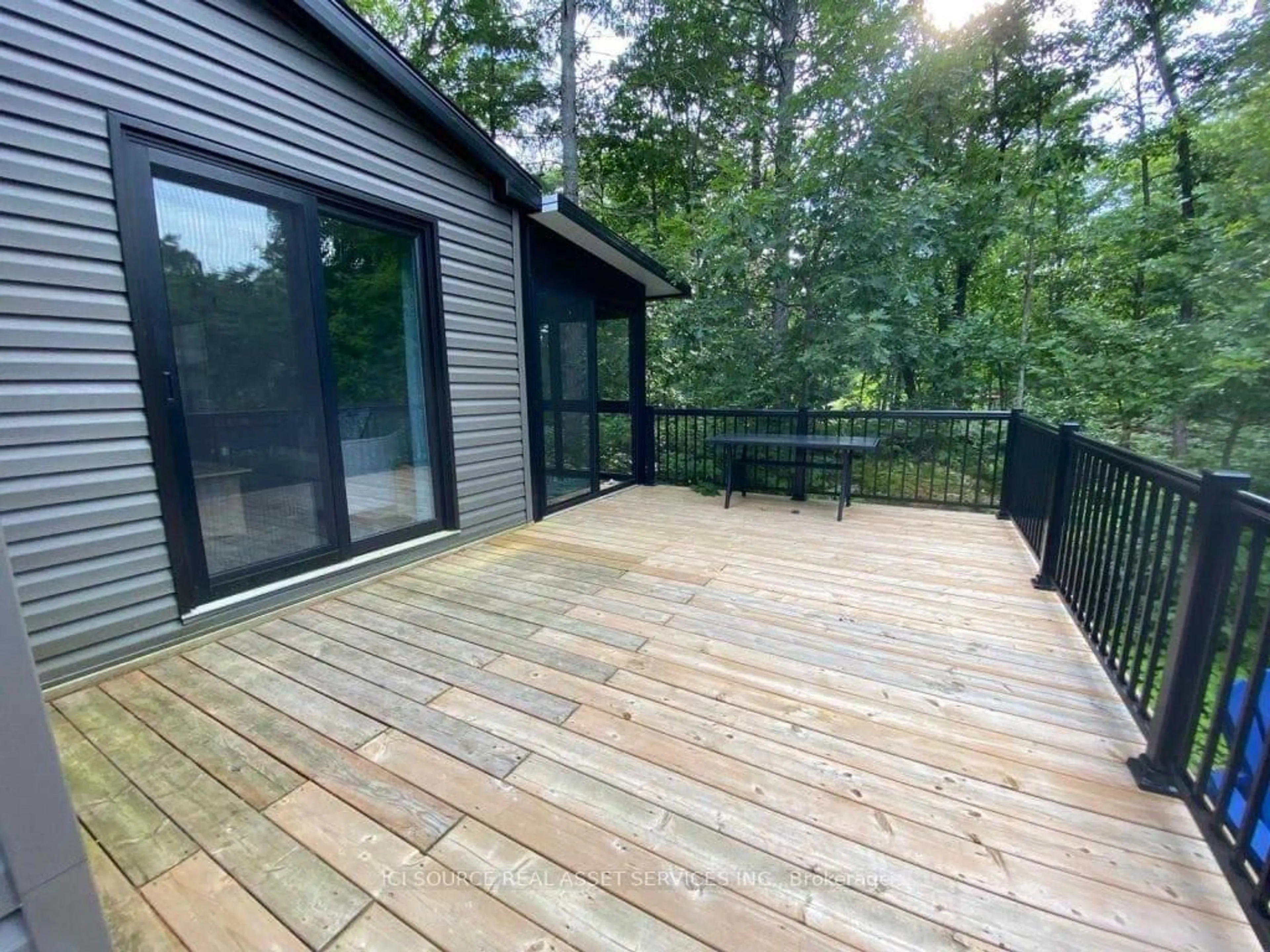 Patio, forest/trees view for 1336 S Morrison Lake Rd #MOR010, Gravenhurst Ontario P0E 1G0