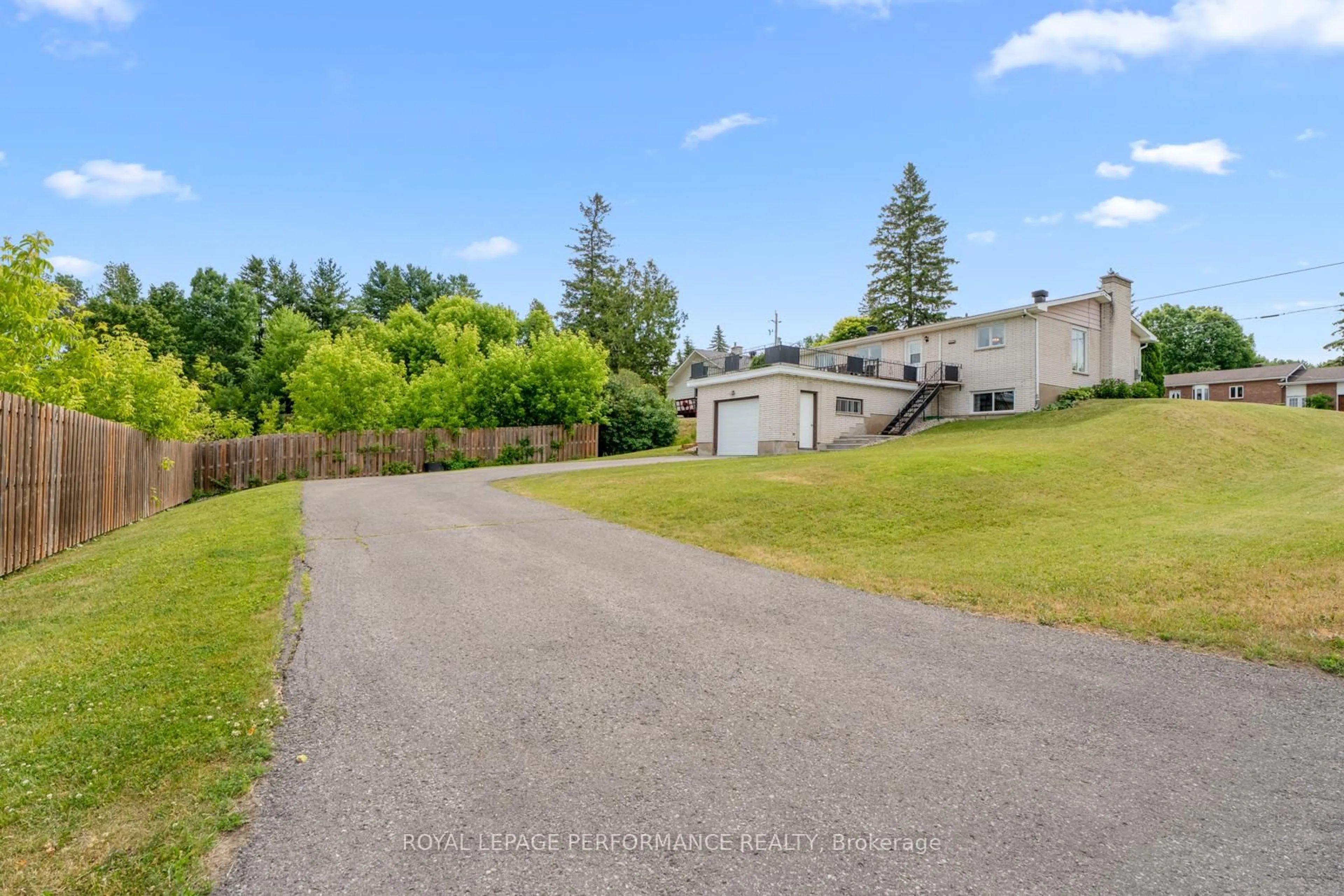 A pic from outside/outdoor area/front of a property/back of a property/a pic from drone, unknown for 6831 Edgar Brault St, Orleans Ontario K1C 1L6