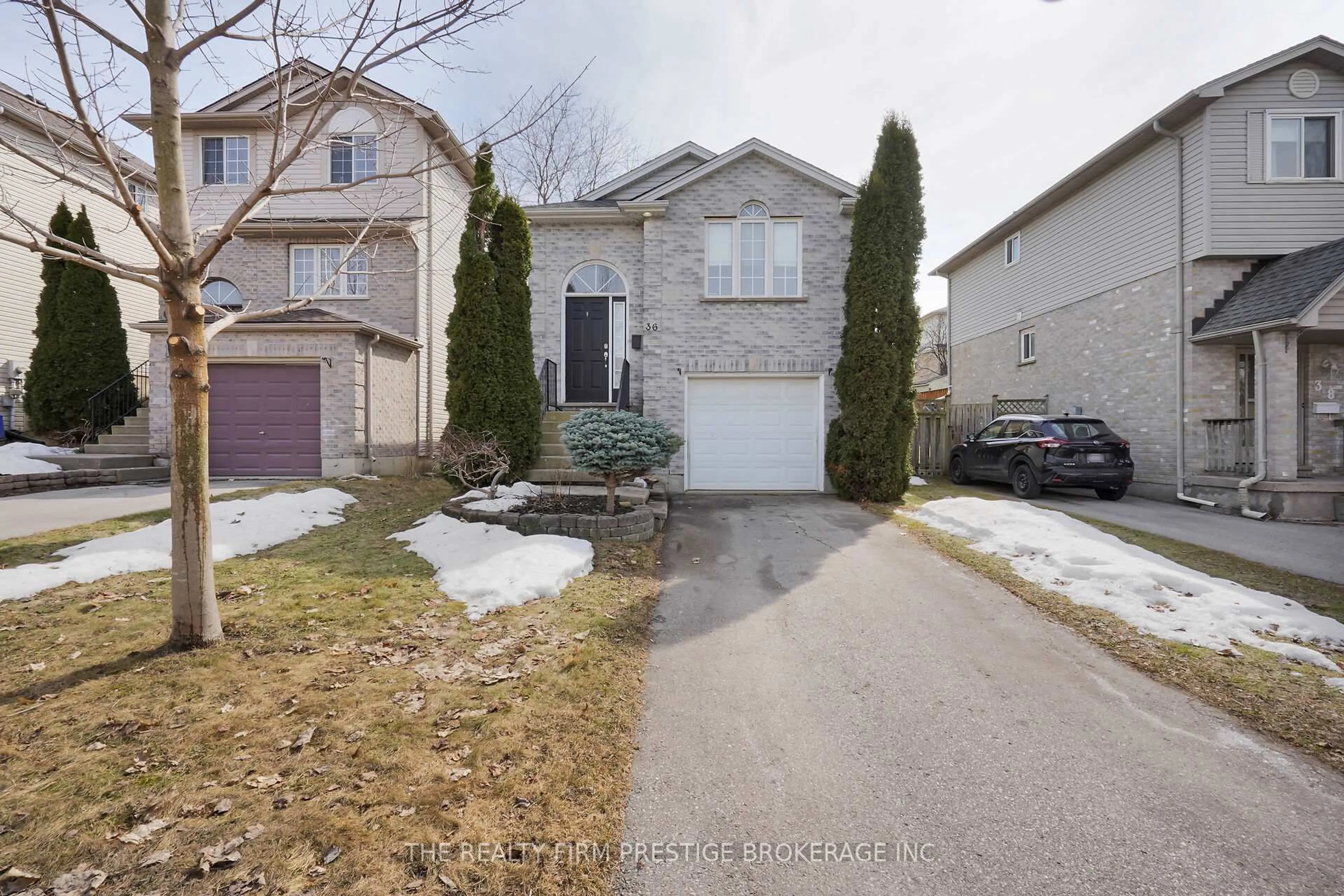Unknown for 36 Phair Cres, London South Ontario N5Z 5B5
