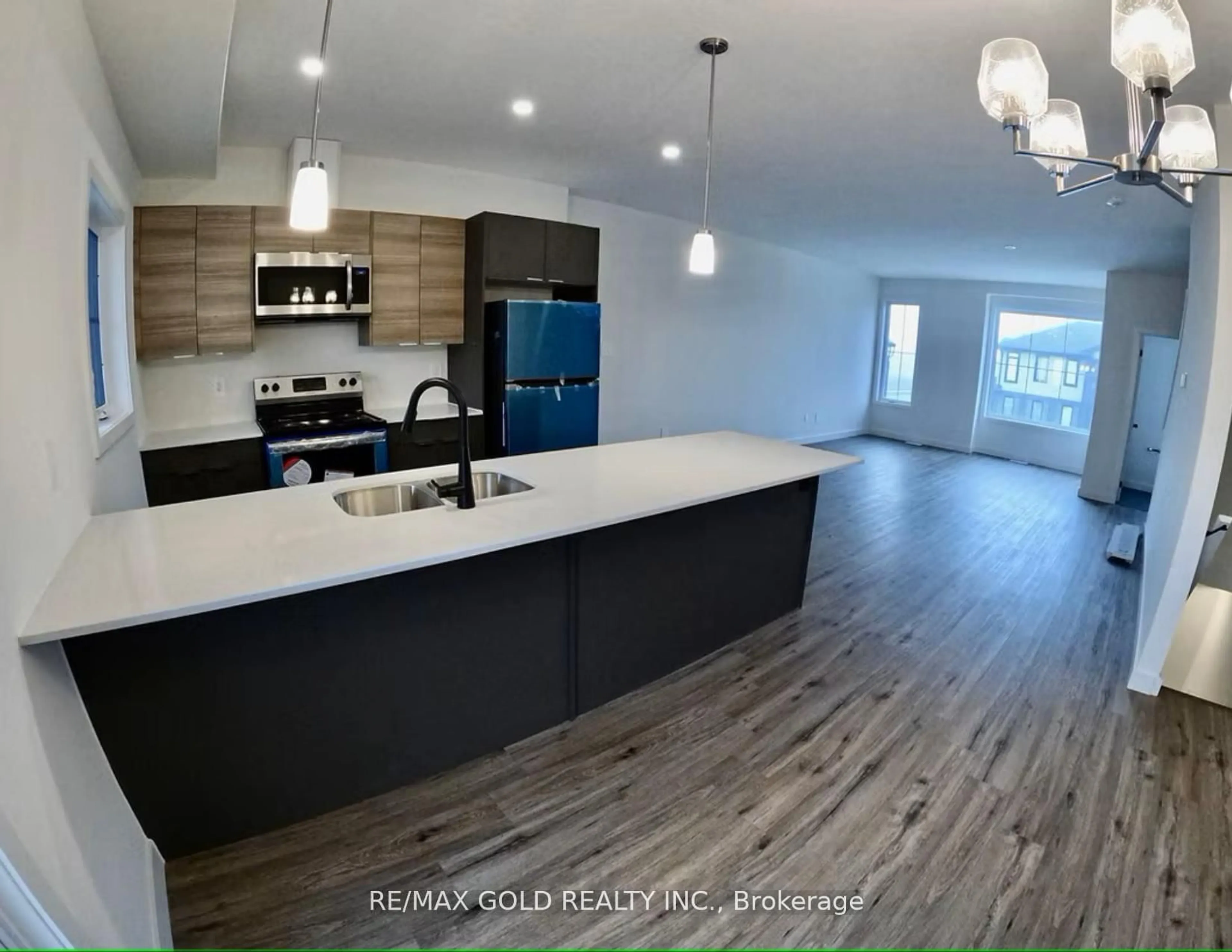 Open concept kitchen, unknown for 1781 Henrica Ave #4, London North Ontario N6G 0Y2