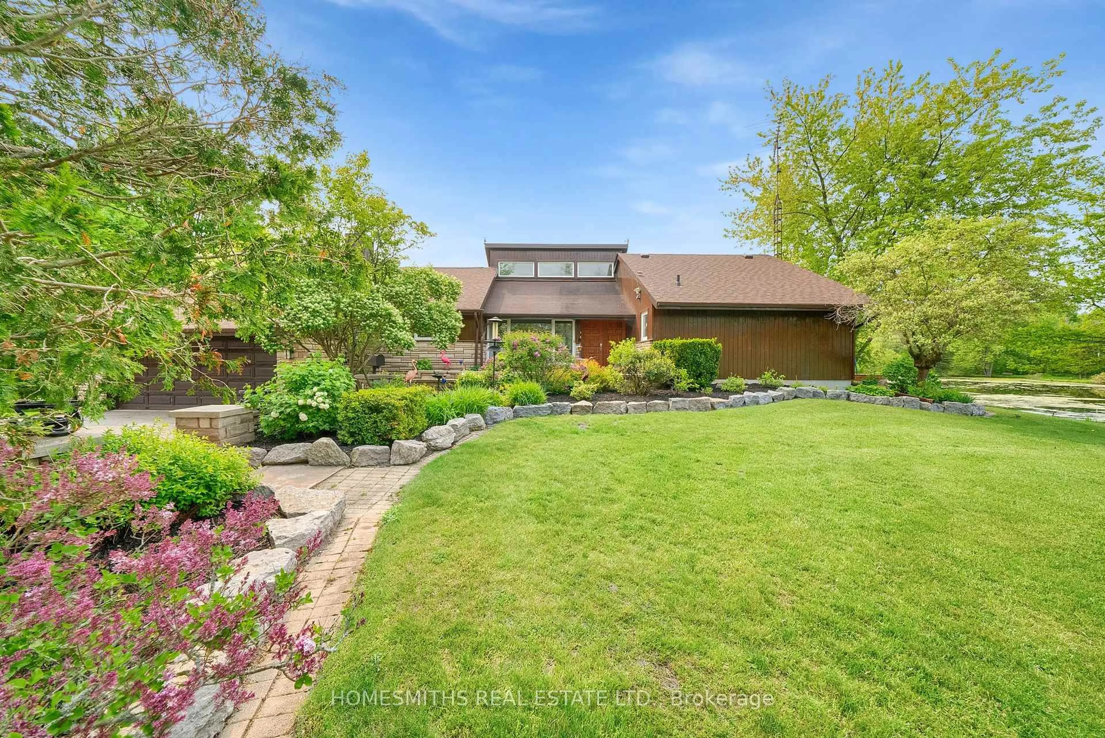 A pic from outside/outdoor area/front of a property/back of a property/a pic from drone, water/lake/river/ocean view for 4188 County 65 Rd, Port Hope Ontario L1A 3V5