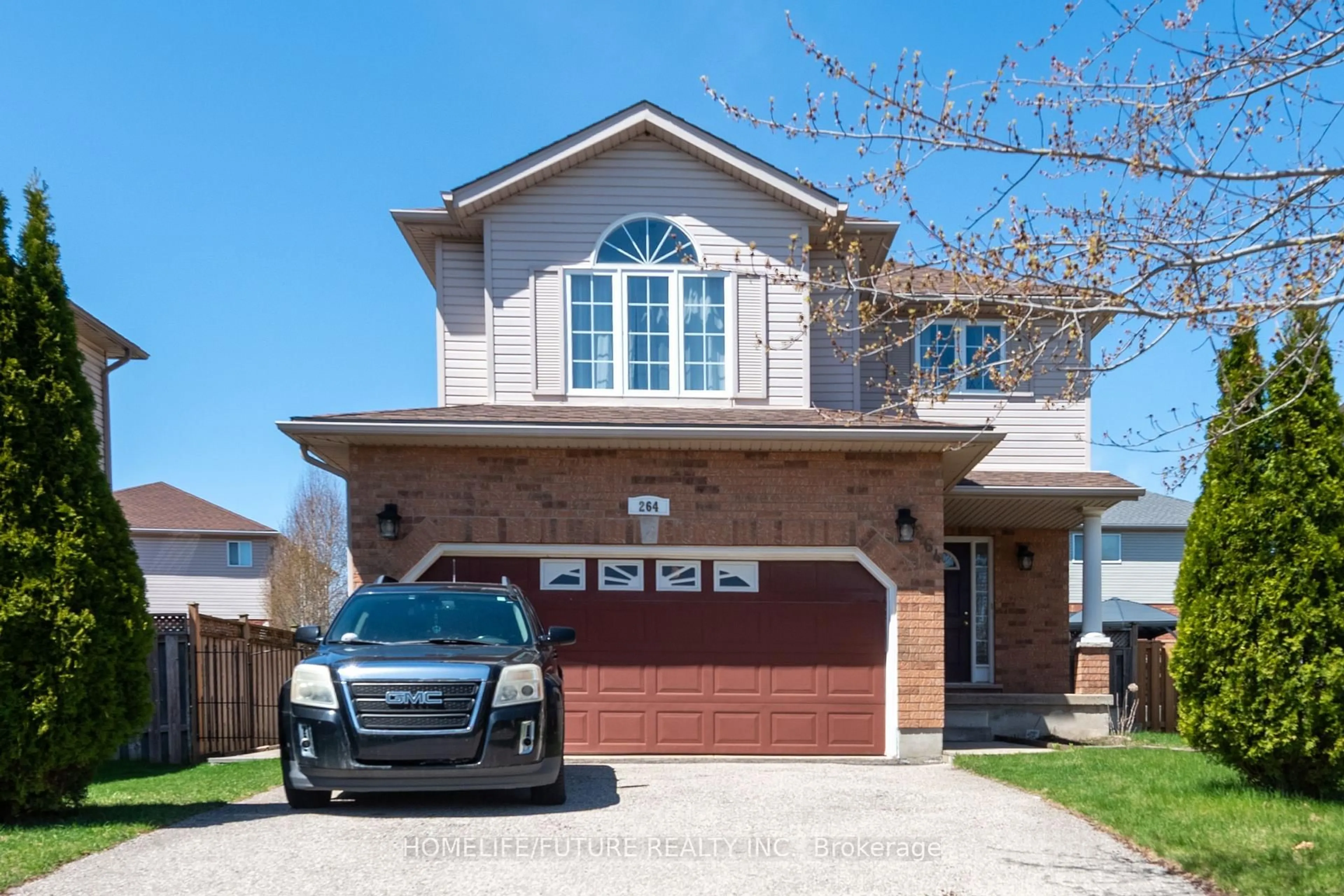 Home with brick exterior material, street for 264 Holbeach Crt, Waterloo Ontario N2J 4Y7