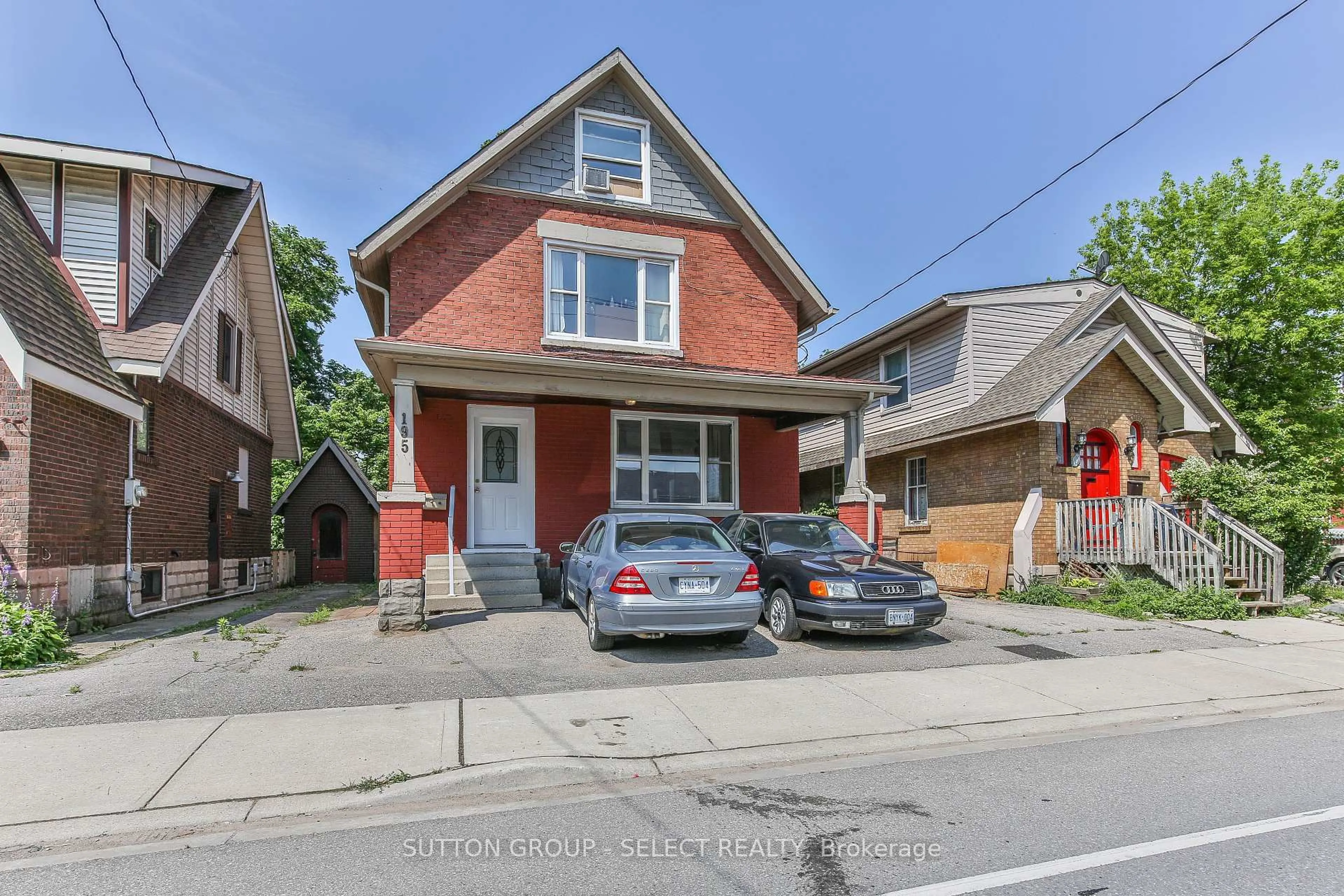 Home with brick exterior material, street for 195 Egerton St, London East Ontario N5Z 2G6