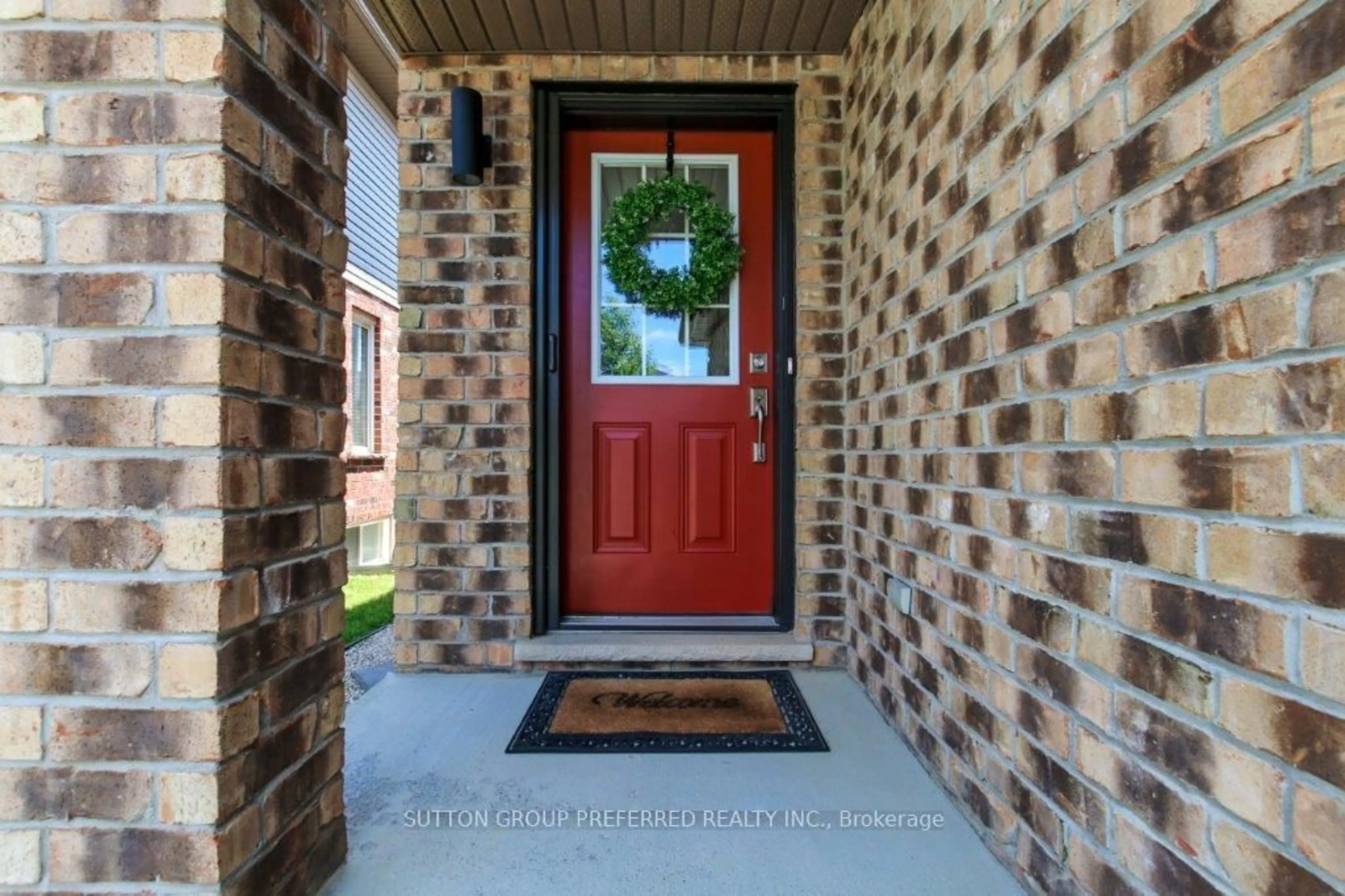 Indoor entryway for 3404 Emilycarr Lane, London South Ontario N6L 0A3