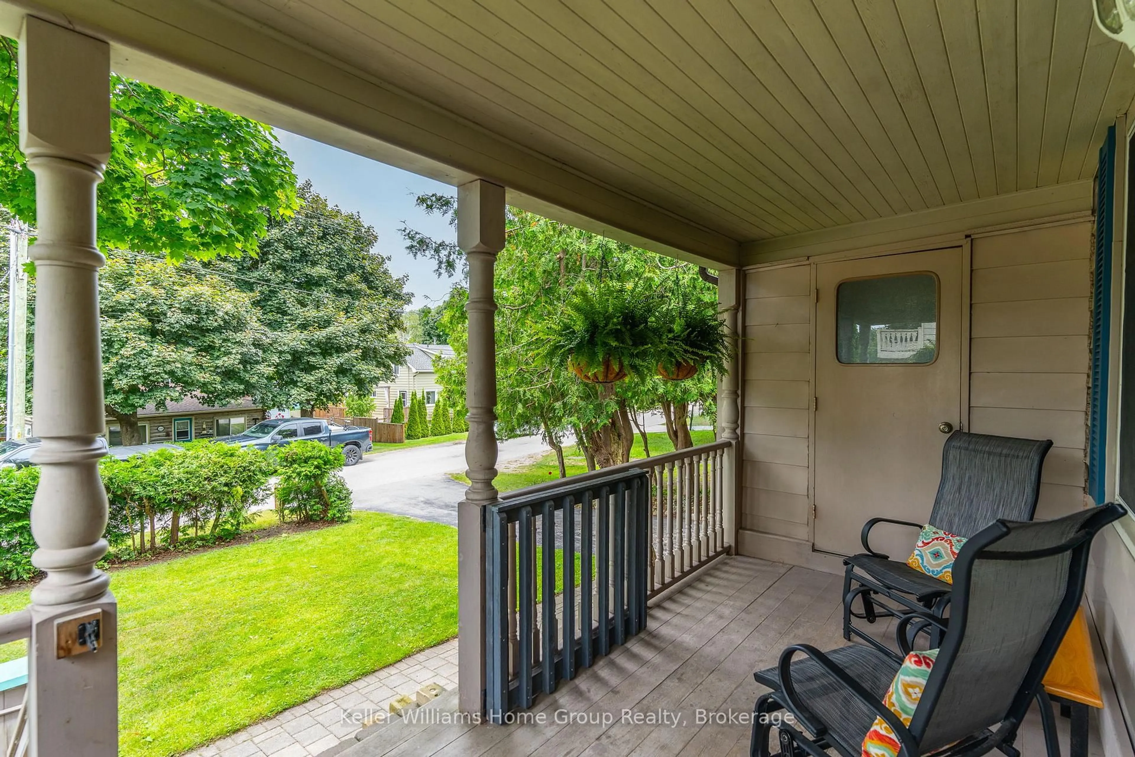 Patio, street for 891 Mcdonald Ave, Kincardine Ontario N2Z 1A5