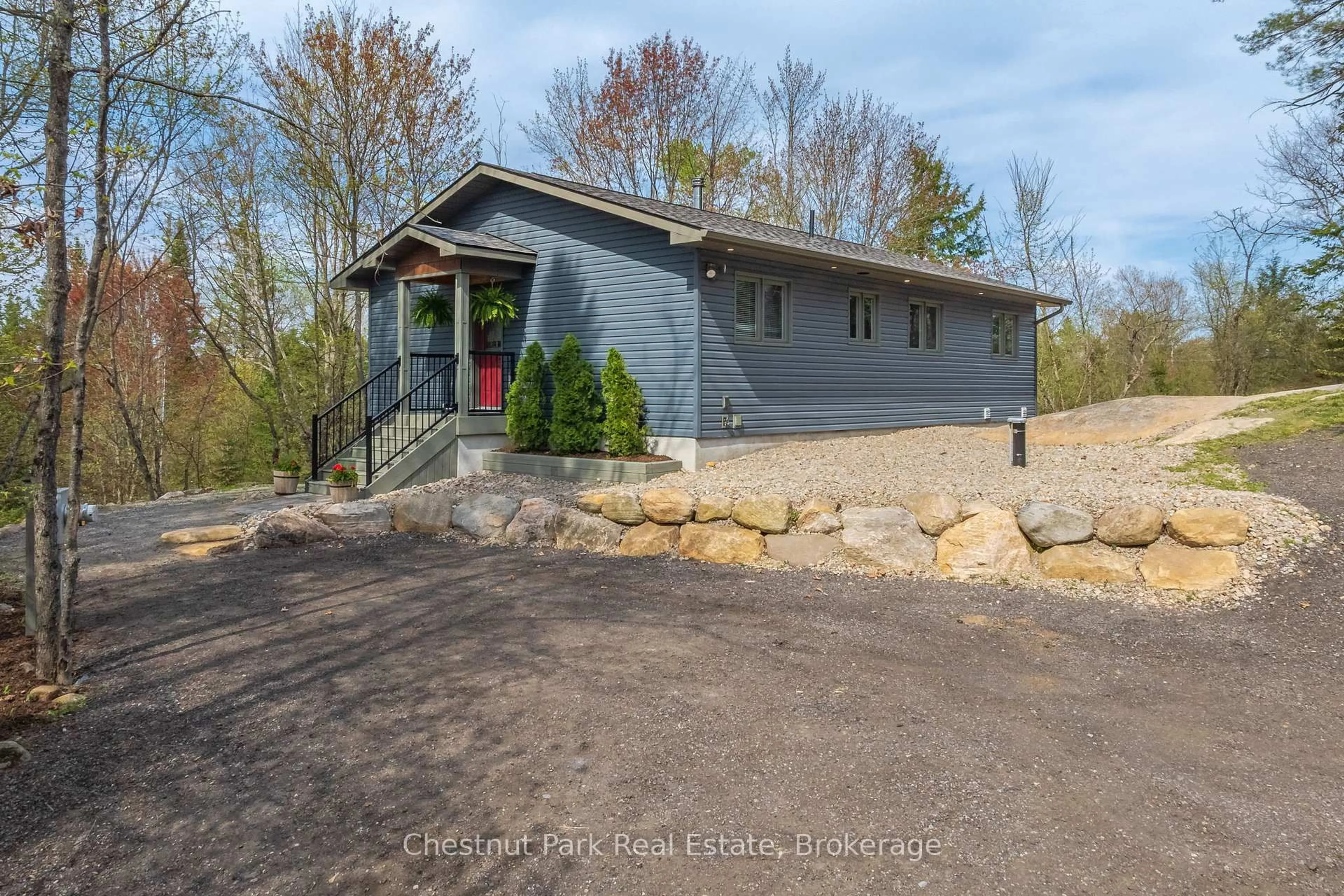 Unknown for 1205 Old Muskoka Rd, Huntsville Ontario P0B 1M0