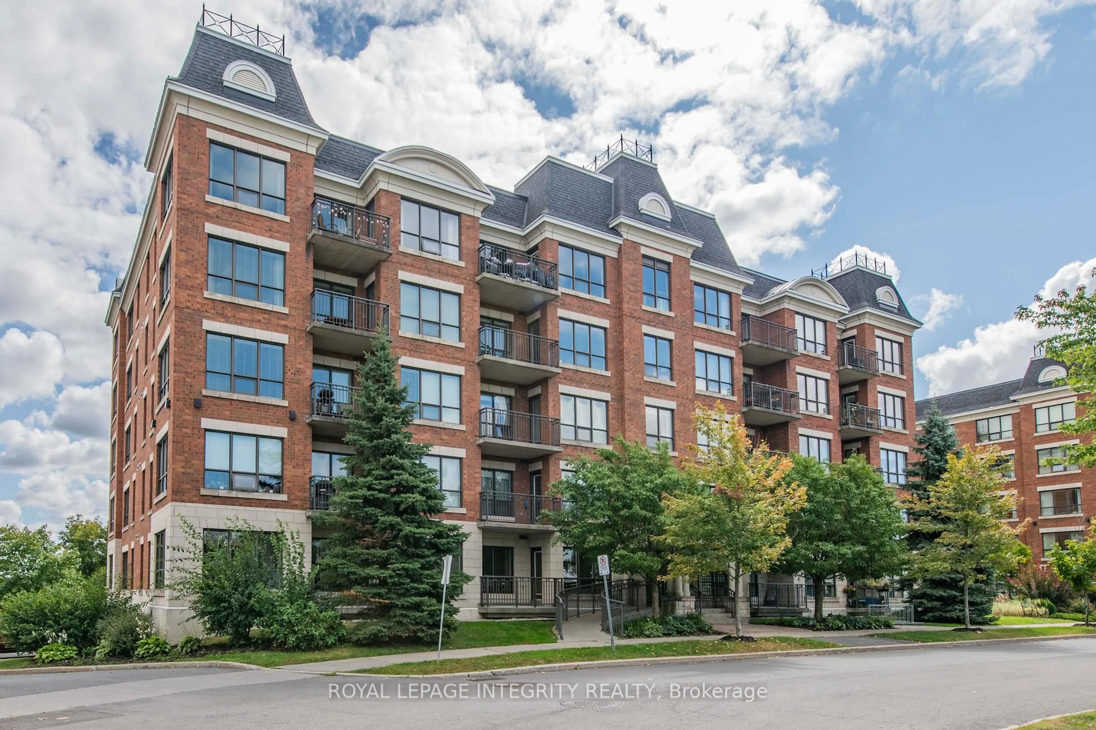 A pic from outside/outdoor area/front of a property/back of a property/a pic from drone, unknown for 905 Beauparc Private #324, Ottawa Ontario K1J 0A1