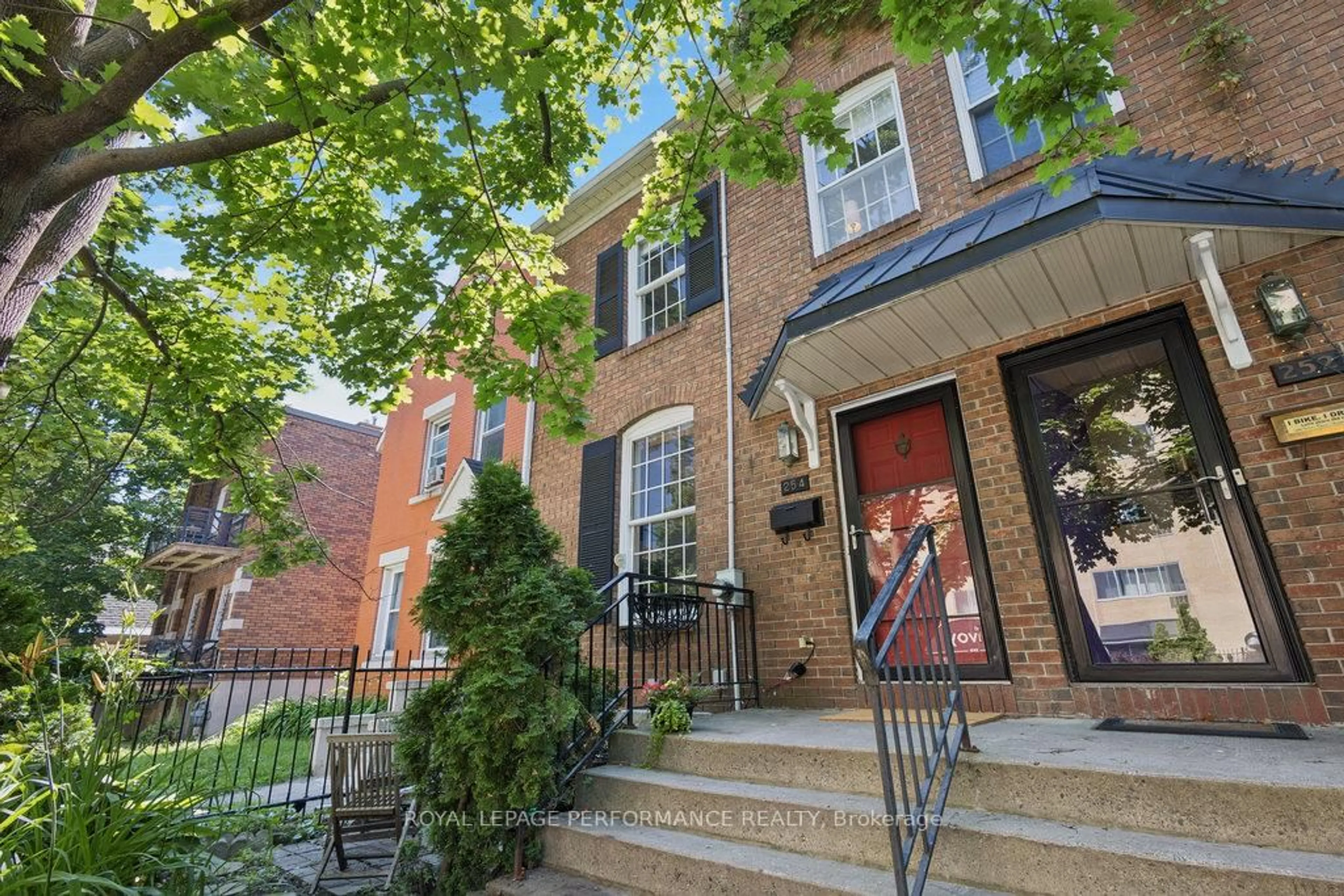 Home with brick exterior material, street for 254 Stewart St, Ottawa Ontario K1N 6K4