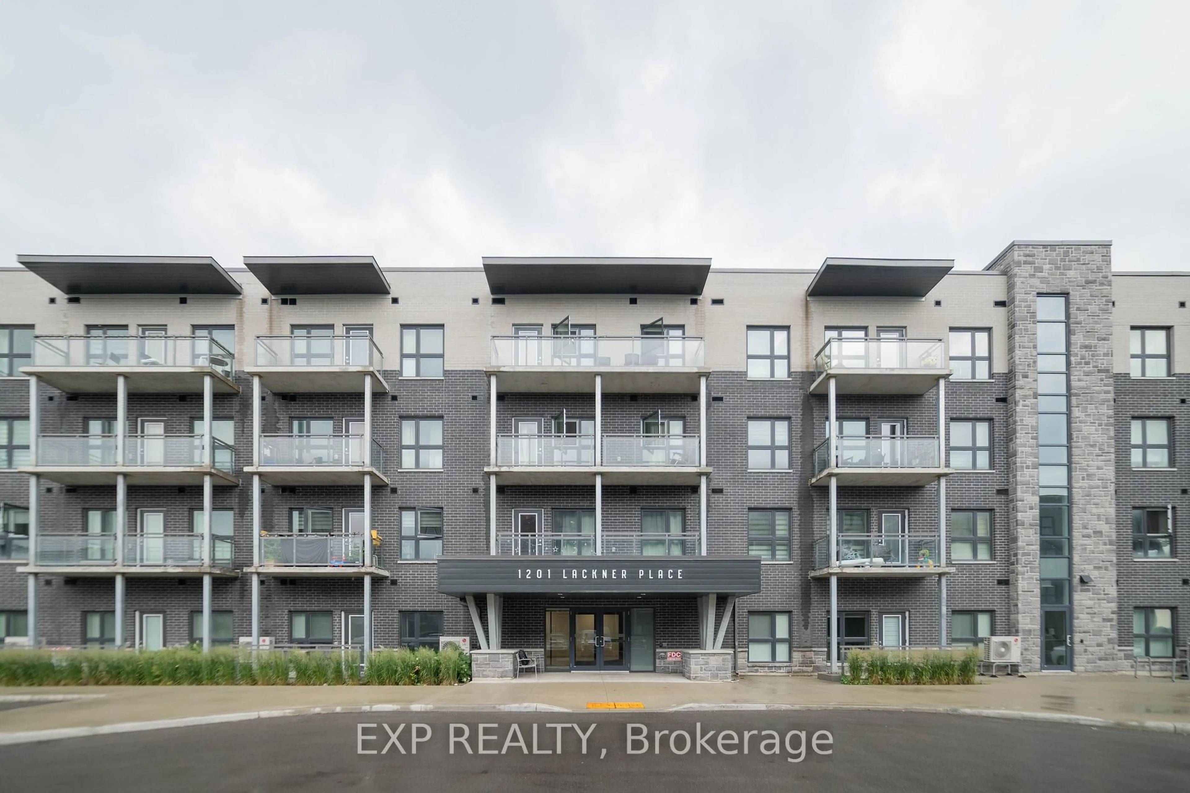 A pic from outside/outdoor area/front of a property/back of a property/a pic from drone, building for 1201 Lackner Pl #211, Kitchener Ontario N2A 0L4
