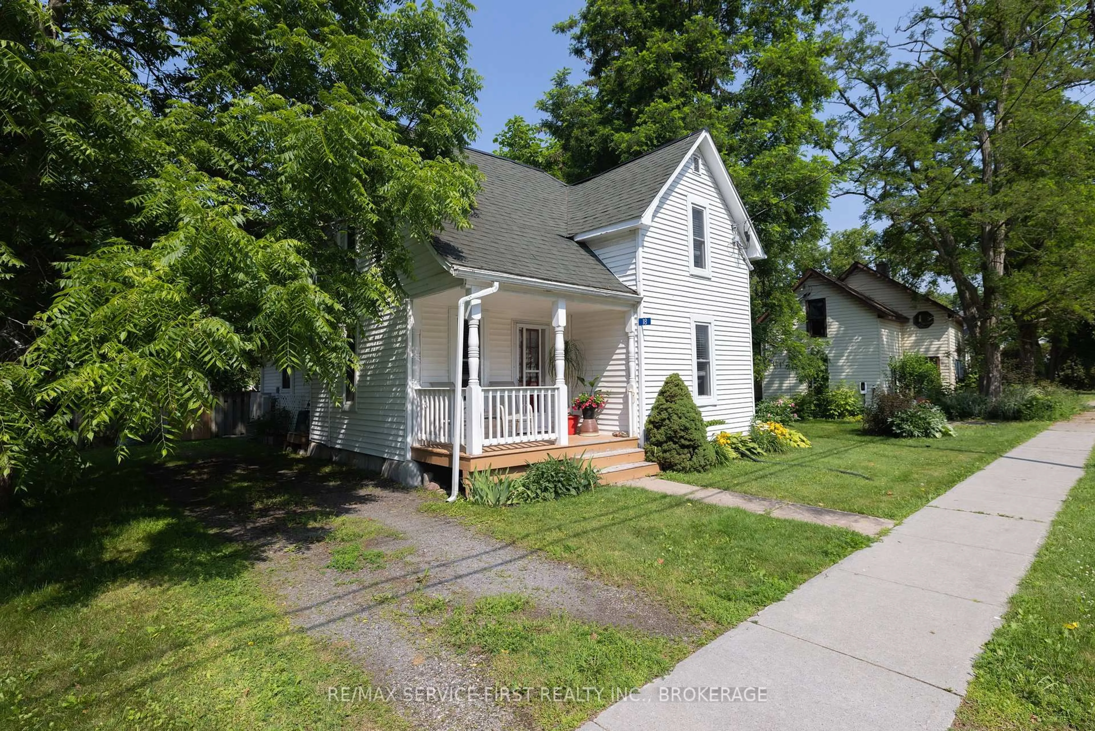 Unknown for 18 Garden St, Lansdowne Village Ontario K0E 1L0