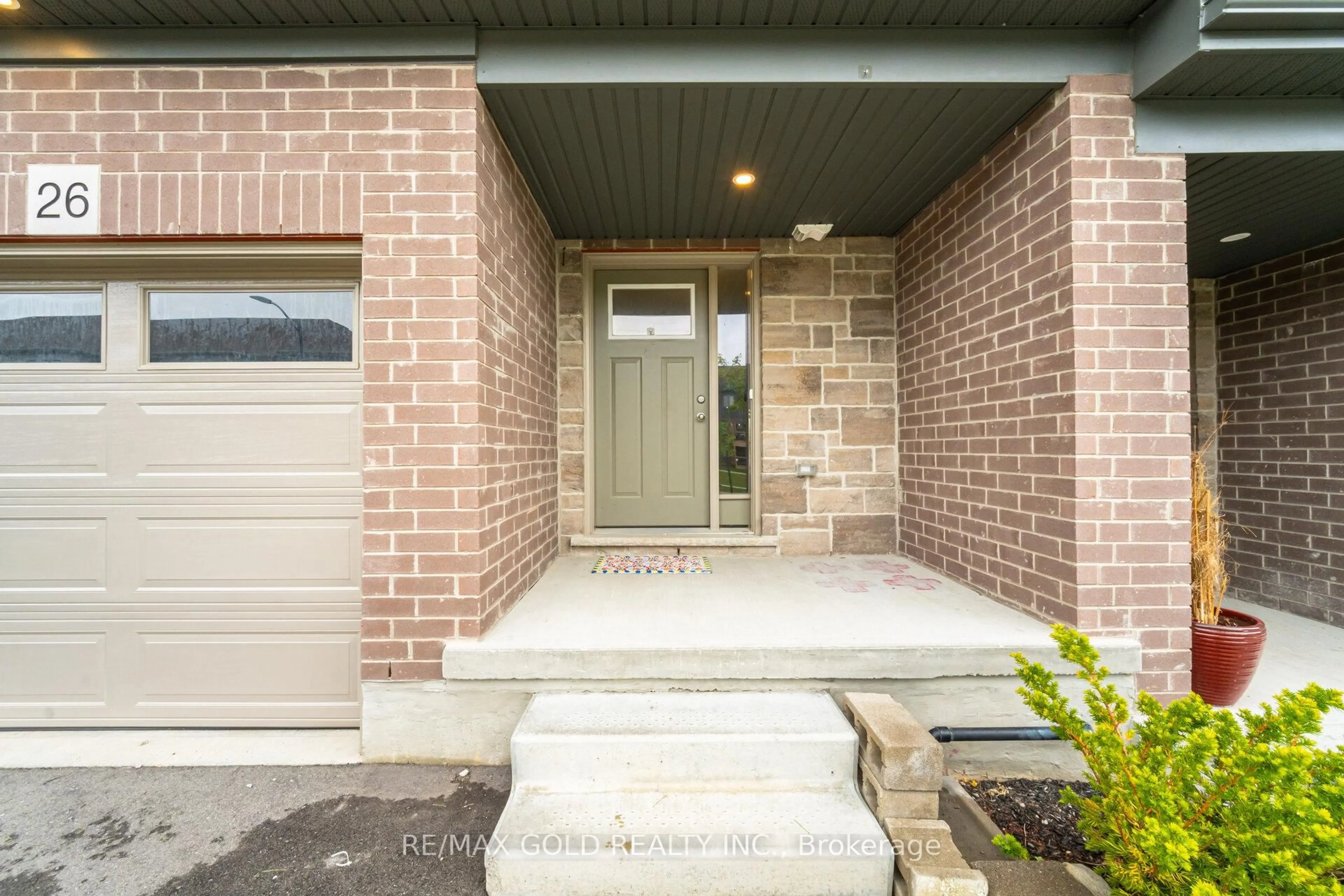 Home with brick exterior material, street for 26 West Mill St, North Dumfries Ontario N0B 1E0