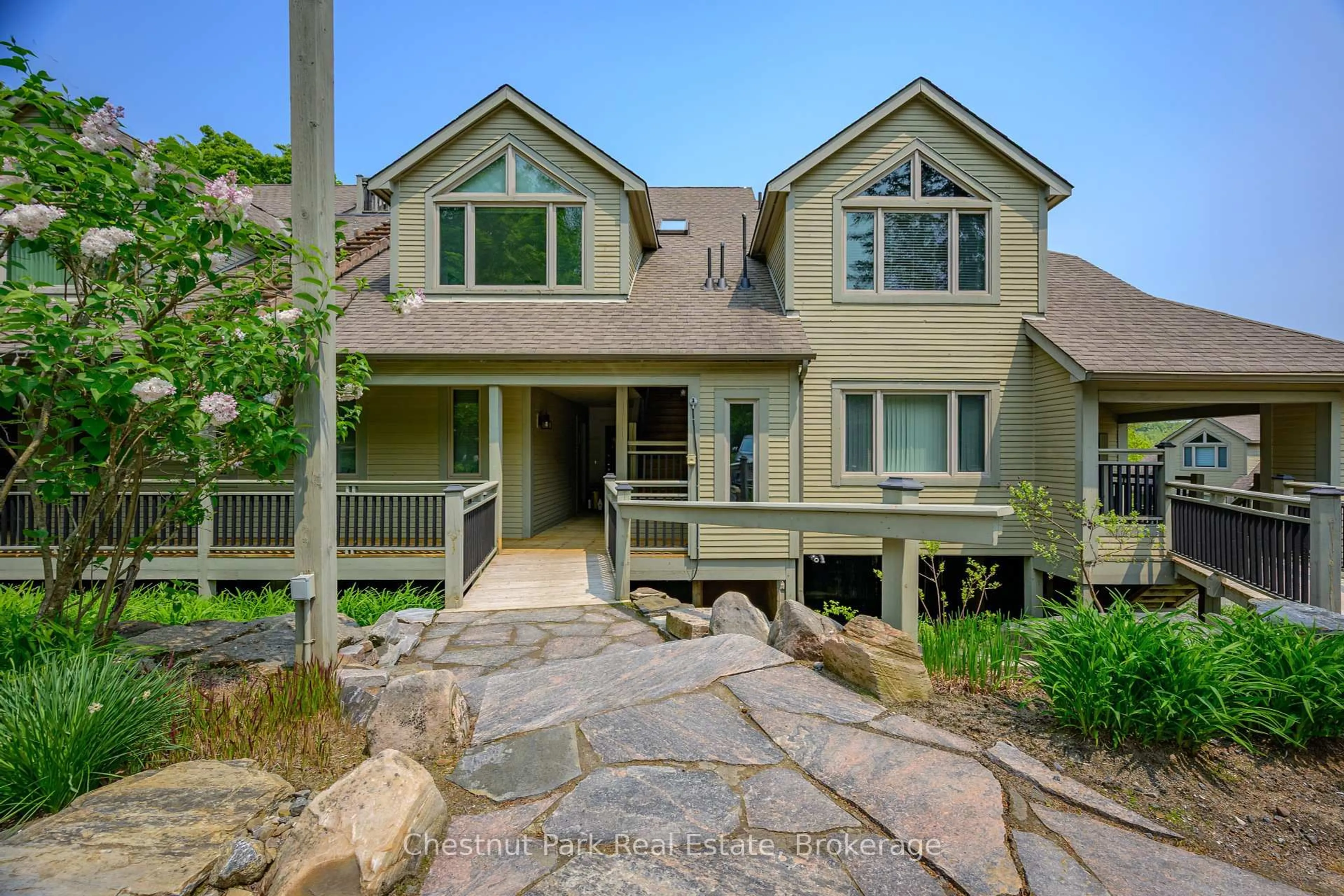 Unknown for 3831 Grandview Forest Hill Dr, Huntsville Ontario P1H 2J5