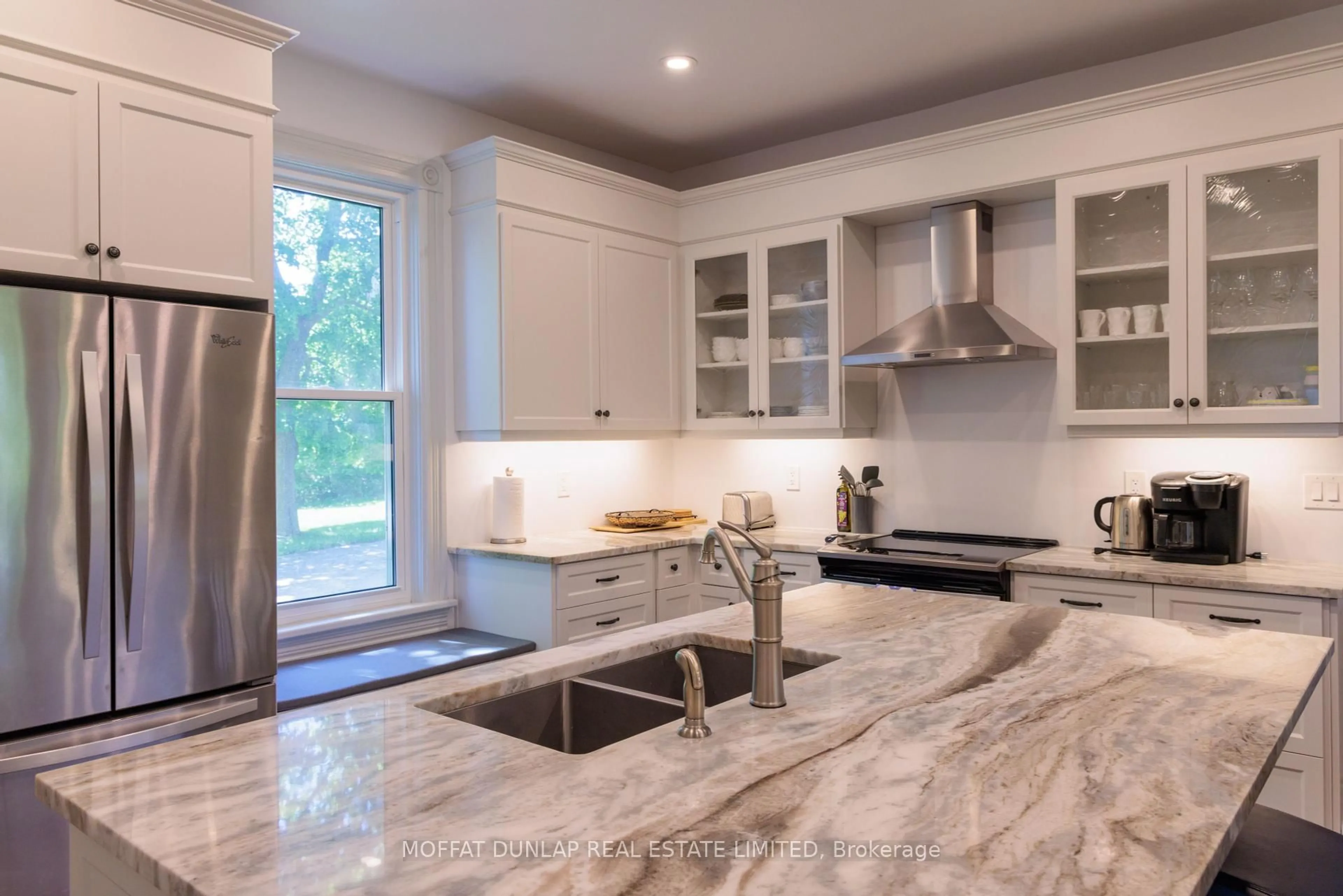 Open concept kitchen, ceramic/tile floor for 192008 13th Line, East Garafraxa Ontario L9W 7B6