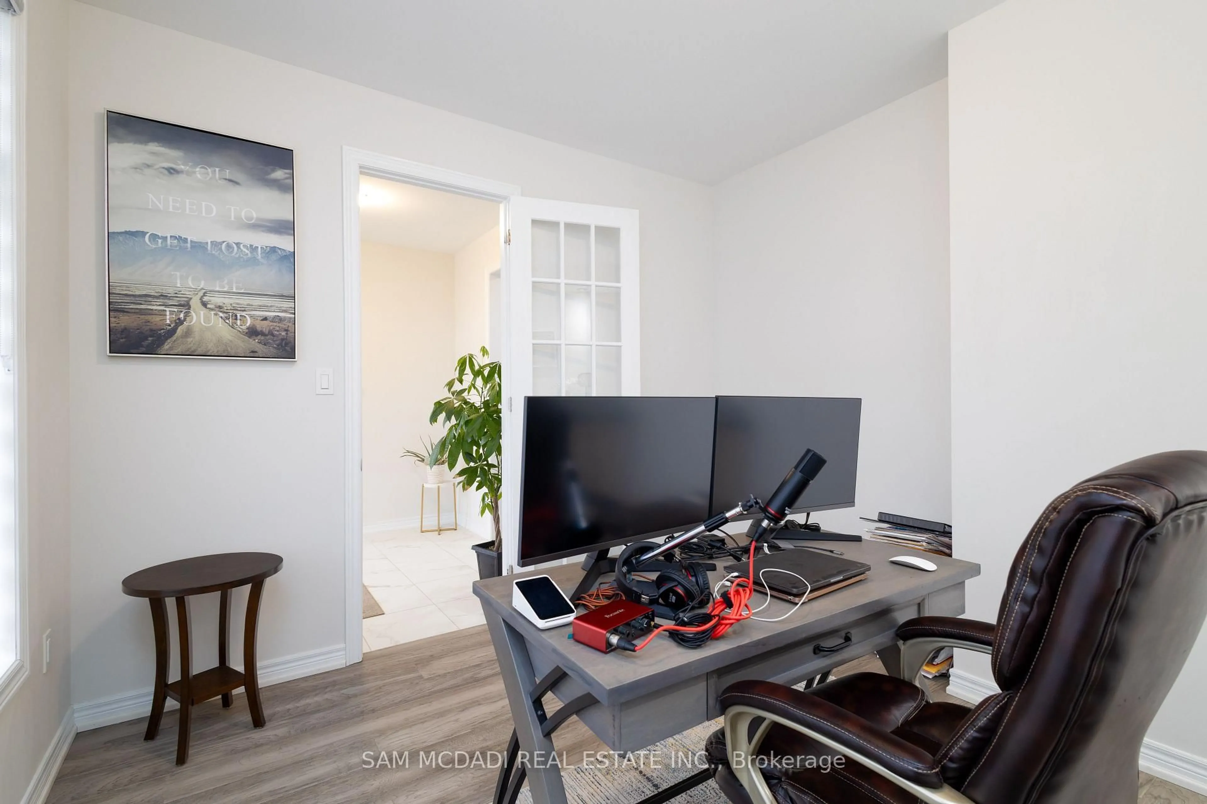 A pic of a room for 44 Harpin Way, Centre Wellington Ontario N1M 0H1