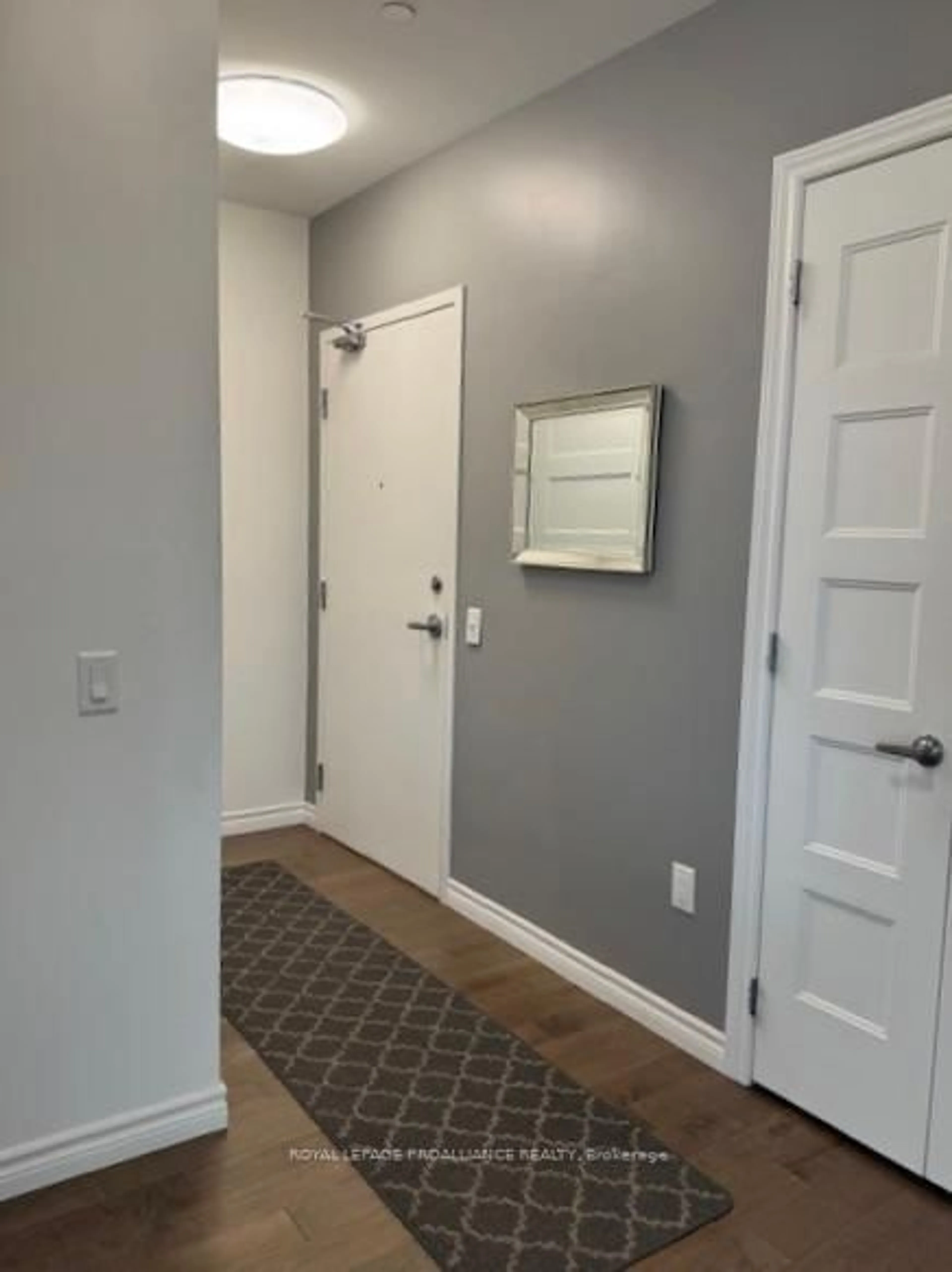 Indoor entryway for 199 Front St #514, Belleville Ontario K8N 5H5