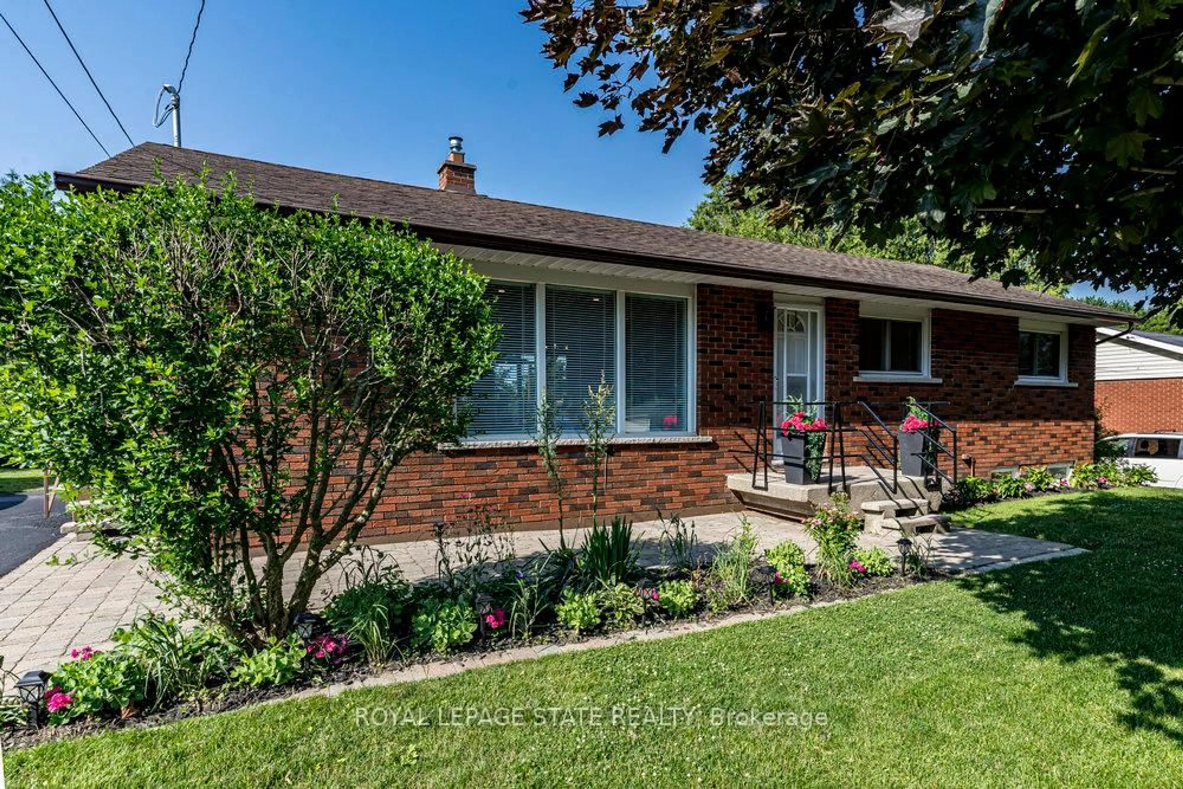 Home with brick exterior material, street for 8477 Dickenson Rd, Hamilton Ontario L0R 1W0