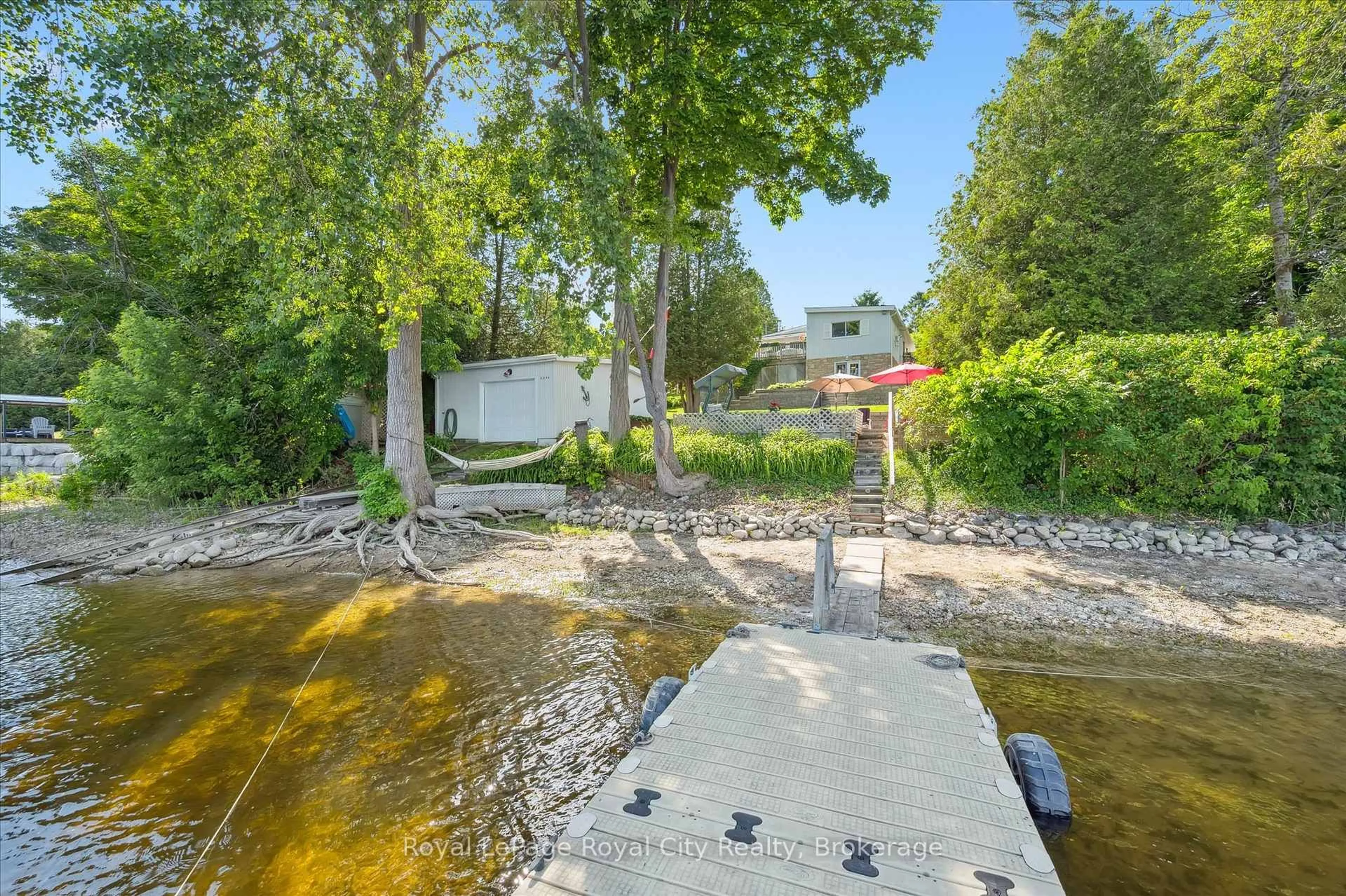 A pic from outside/outdoor area/front of a property/back of a property/a pic from drone, water/lake/river/ocean view for 346 Third St, Centre Wellington Ontario N0B 1J0