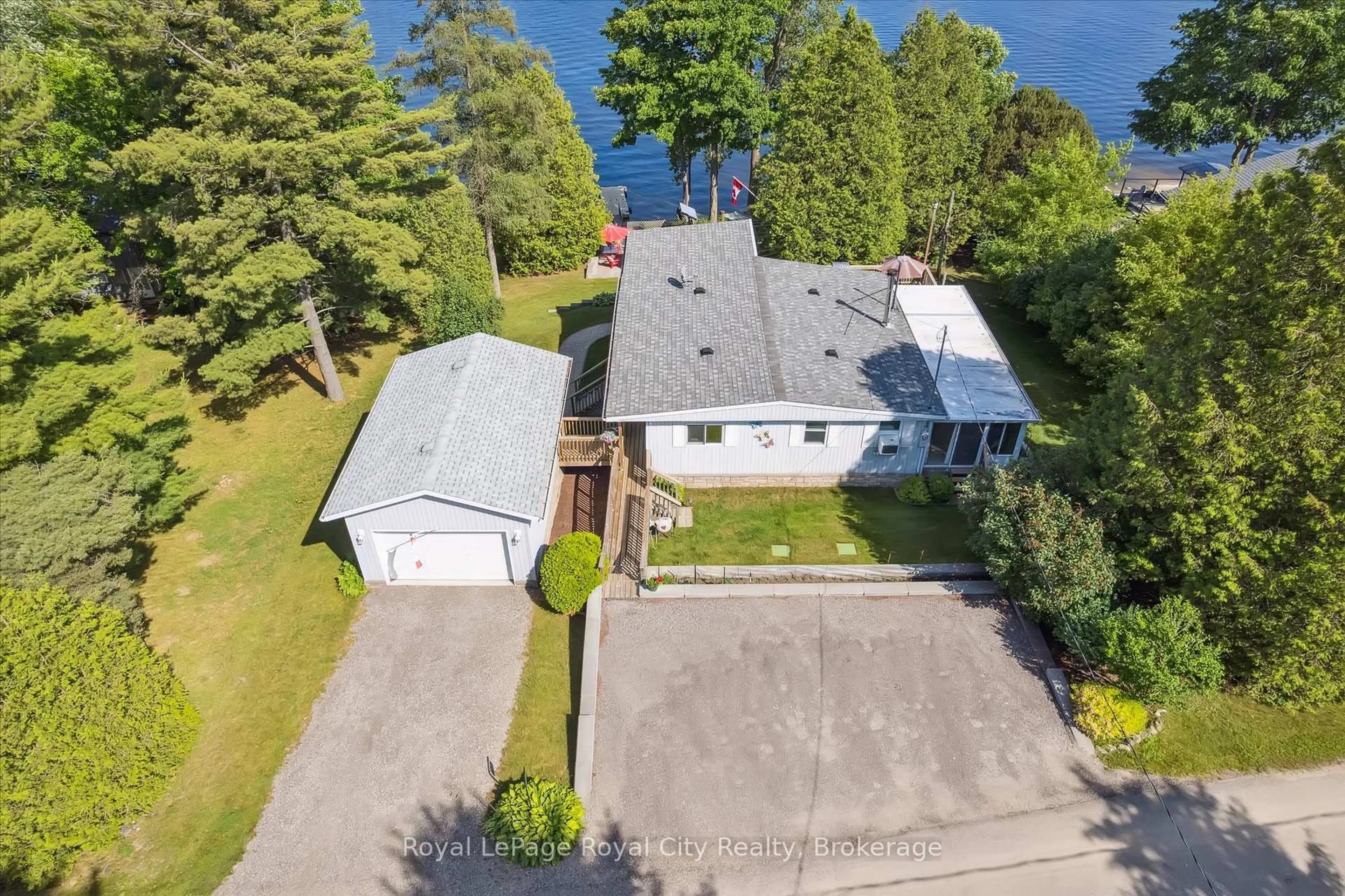 A pic from outside/outdoor area/front of a property/back of a property/a pic from drone, water/lake/river/ocean view for 346 Third St, Centre Wellington Ontario N0B 1J0