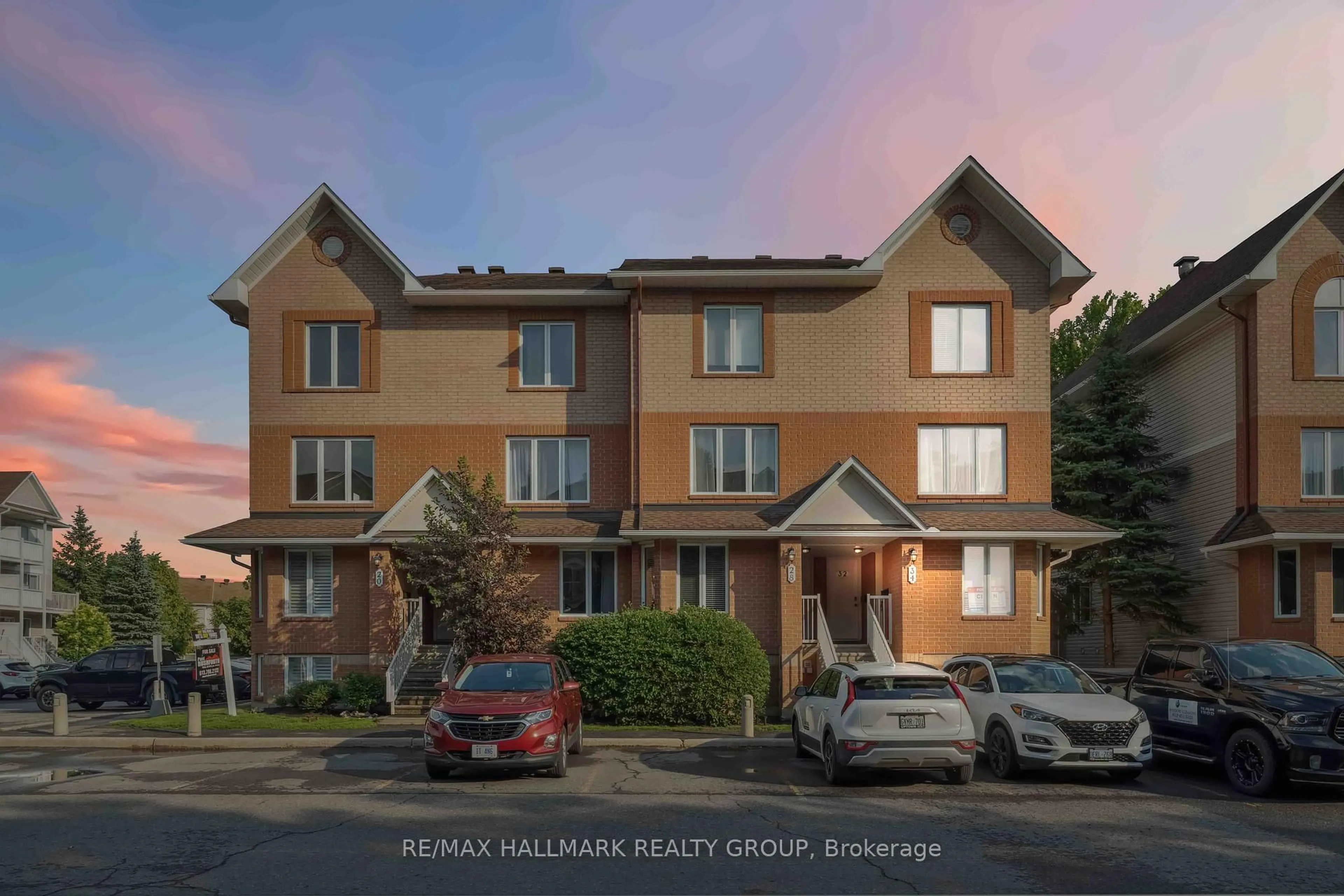 Unknown for 34 Bonfield Private, Ottawa Ontario K4A 5E4