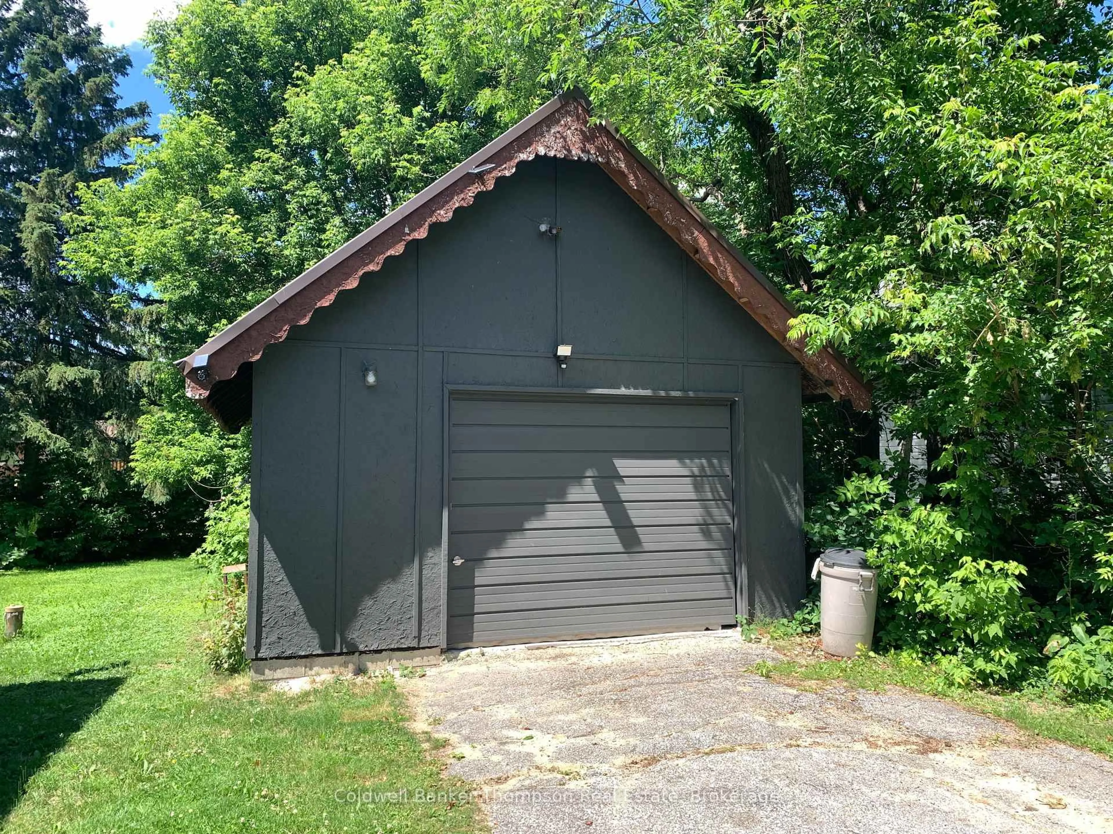 Shed for 36 Paget St, Sundridge Ontario P0A 1Z0
