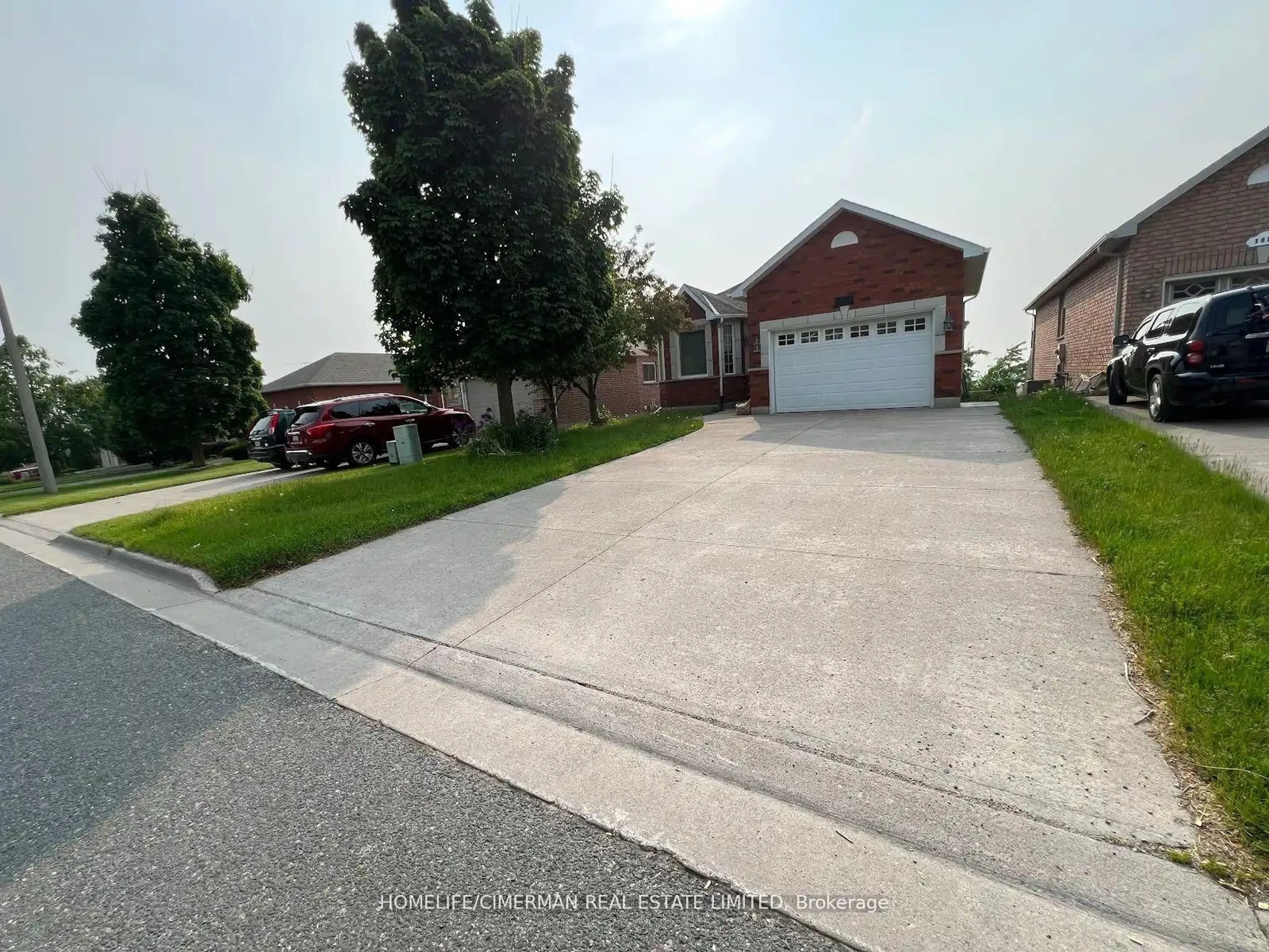 Unknown for 1055 Baker St, Peterborough North Ontario K9H 7P8