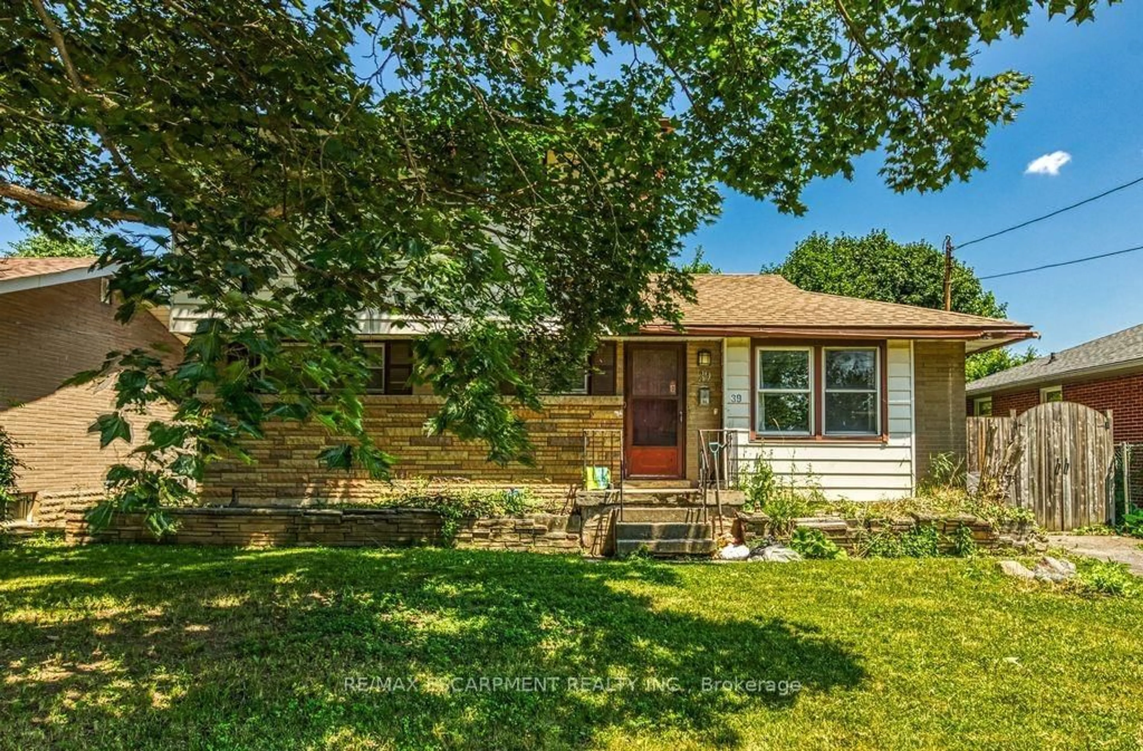 Unknown for 39 Grandfield St, Hamilton Ontario L8T 2H1