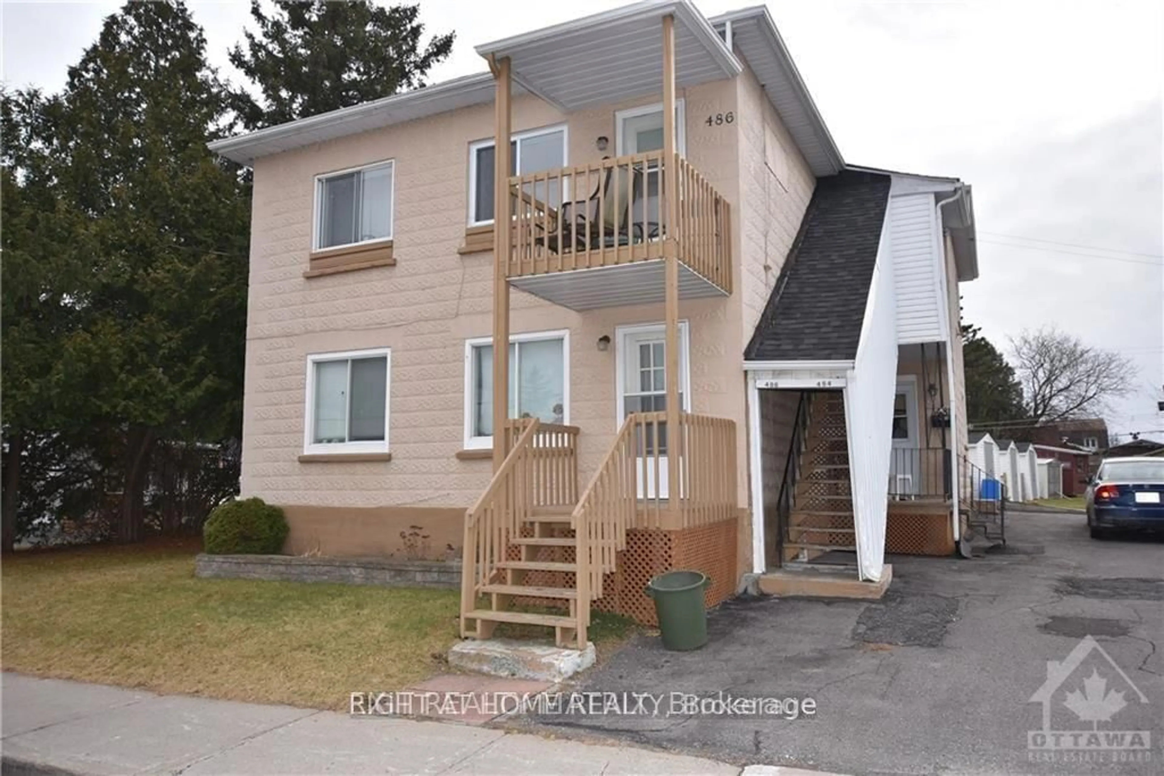 Home with vinyl exterior material, street for 488 Regent St #3, Hawkesbury Ontario K6A 1G3