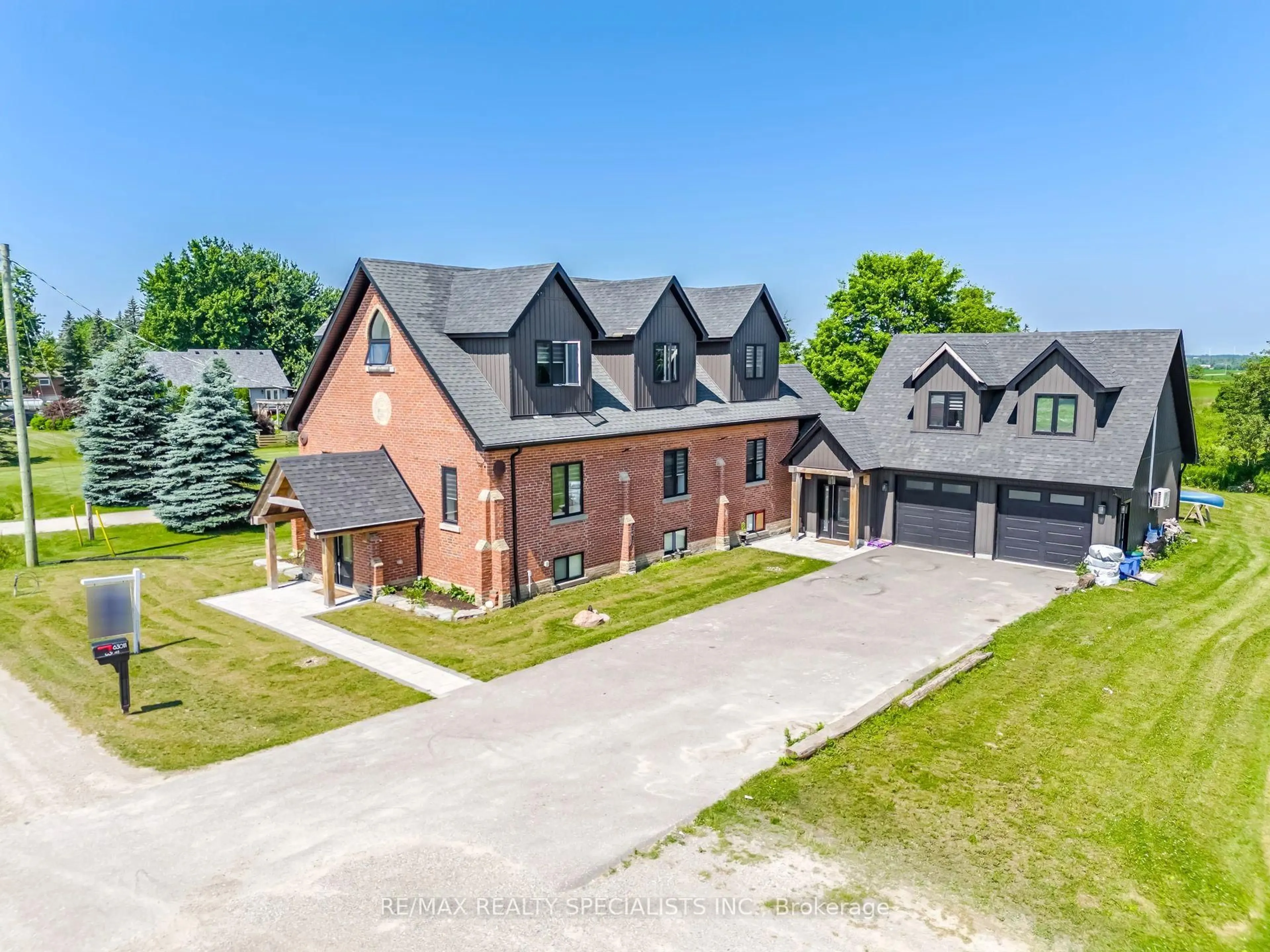 A pic from outside/outdoor area/front of a property/back of a property/a pic from drone, street for 63011 Dufferin Rd 3, East Garafraxa Ontario L9W 1J7