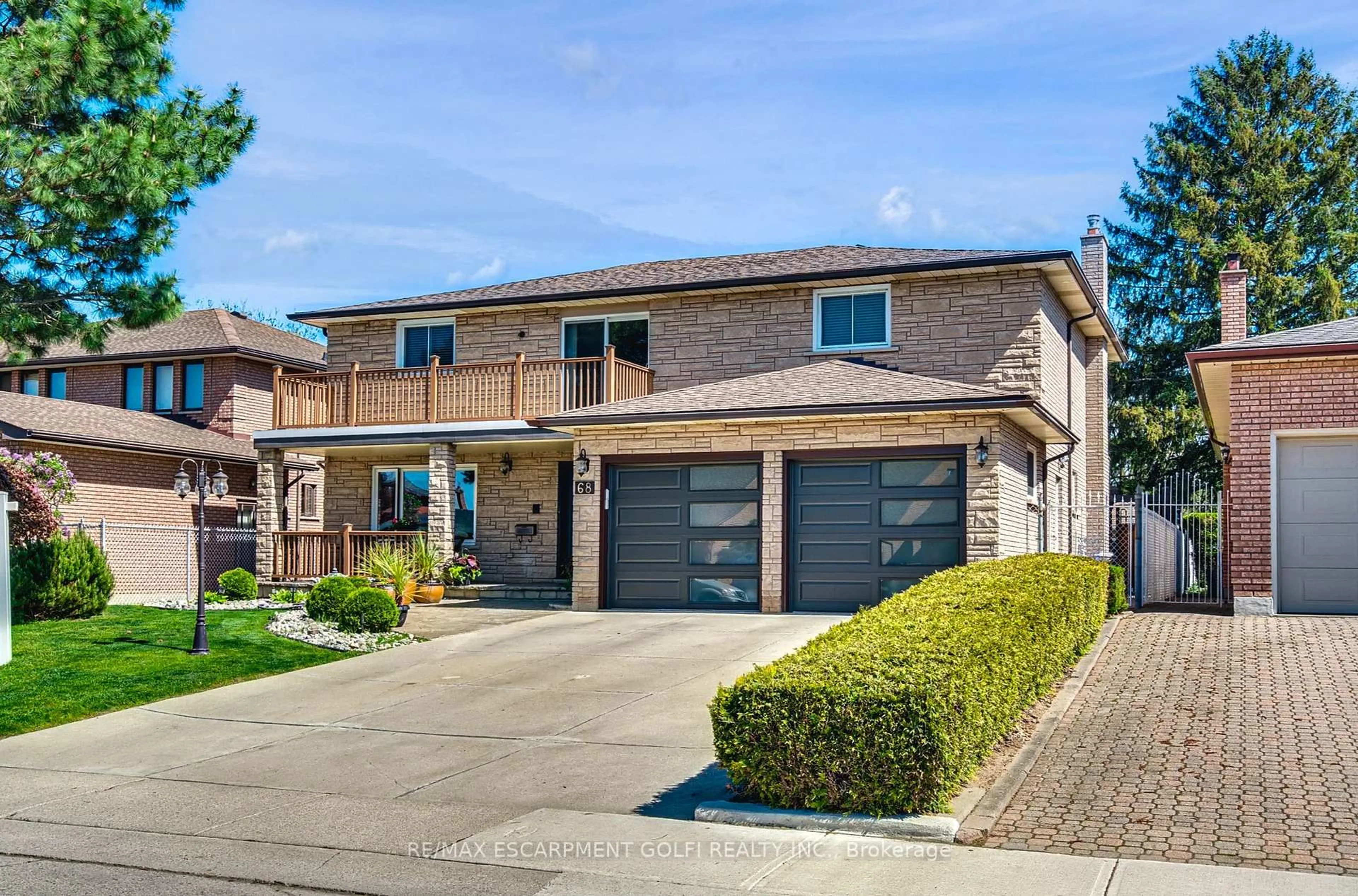 Home with brick exterior material, street for 68 Montmorency Dr, Hamilton Ontario L8K 6P4
