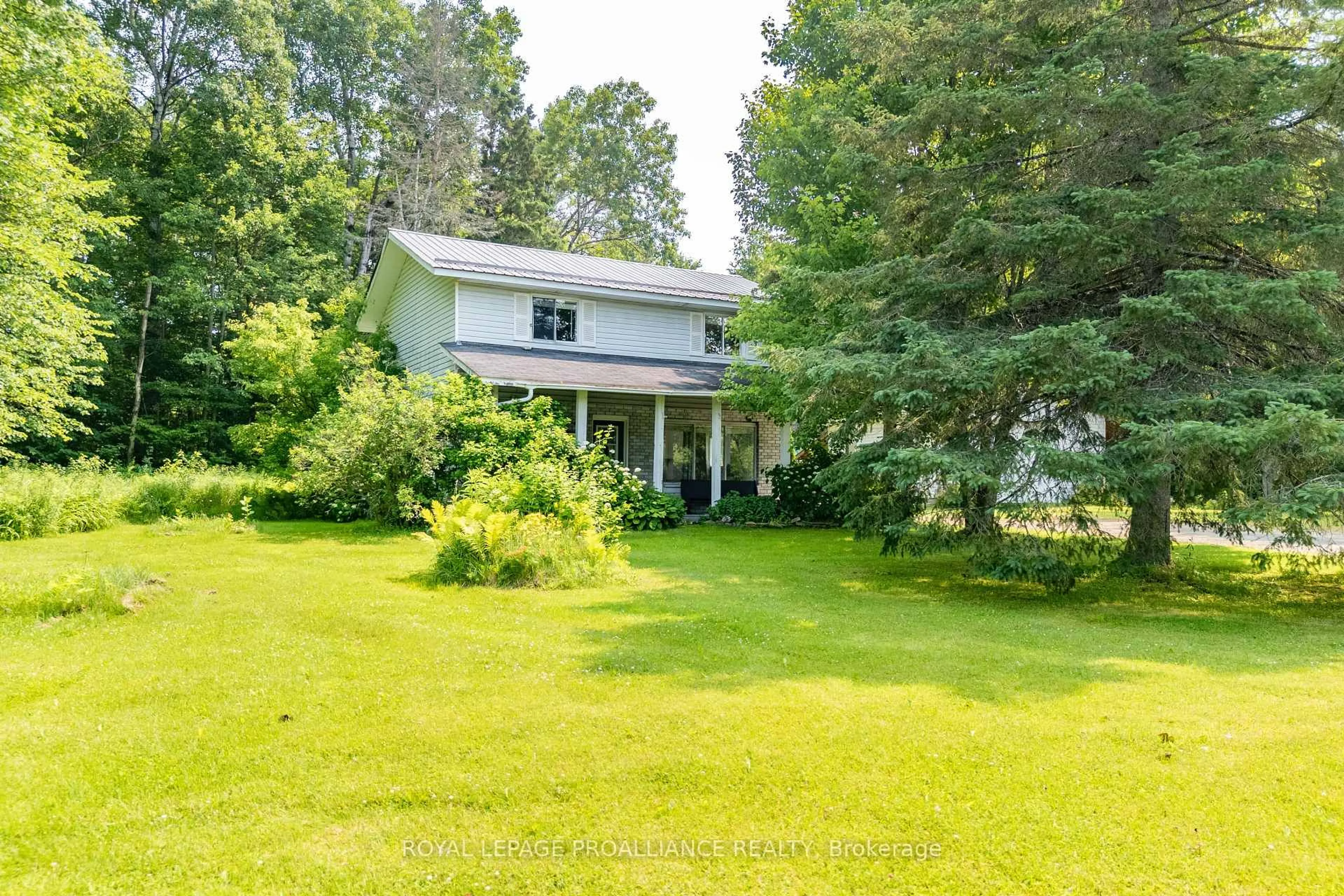 A pic from outside/outdoor area/front of a property/back of a property/a pic from drone, unknown for 4388 Henderson Rd, Arden Ontario K0H 1B0