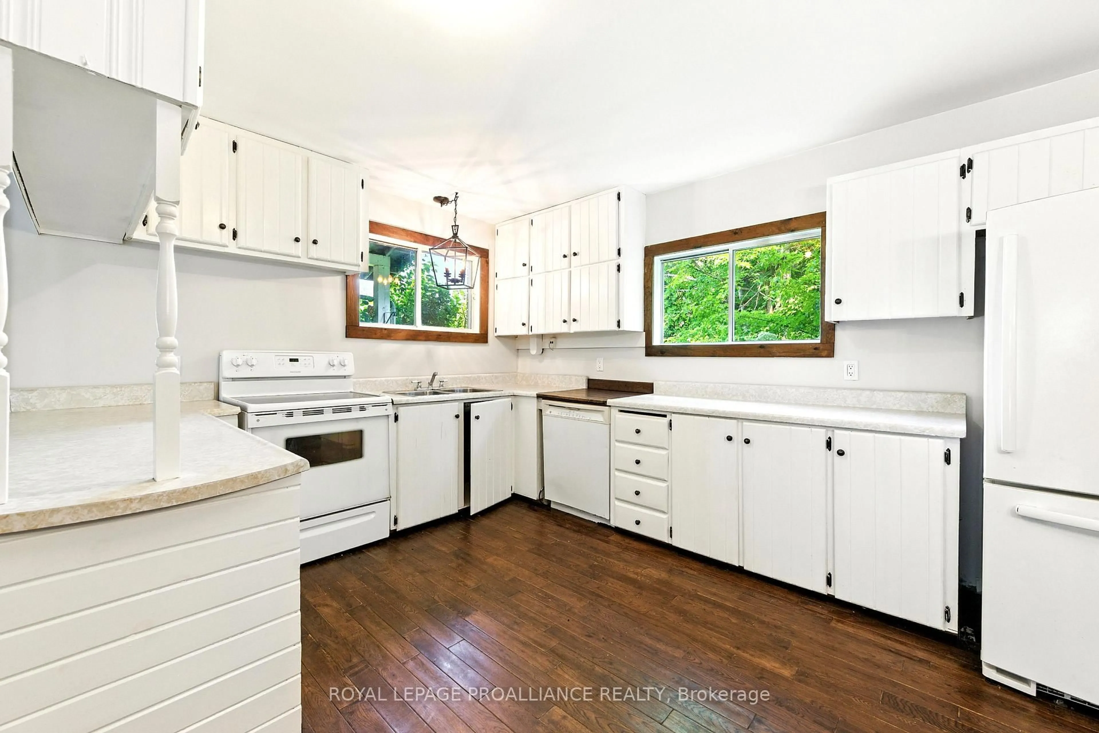 Open concept kitchen, unknown for 4388 Henderson Rd, Arden Ontario K0H 1B0