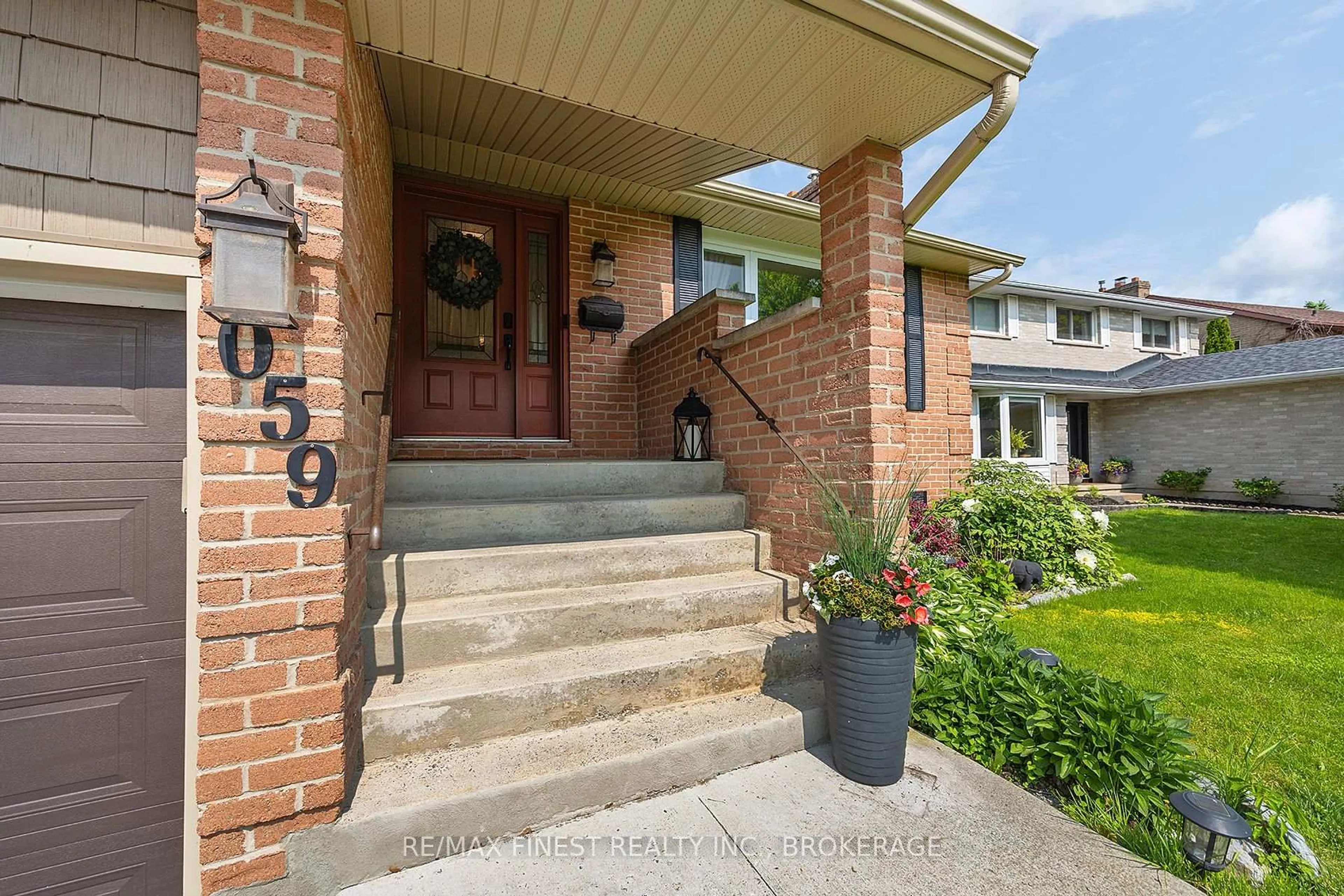 Home with brick exterior material, street for 1059 Pembridge Cres, Kingston Ontario K7P 1P2
