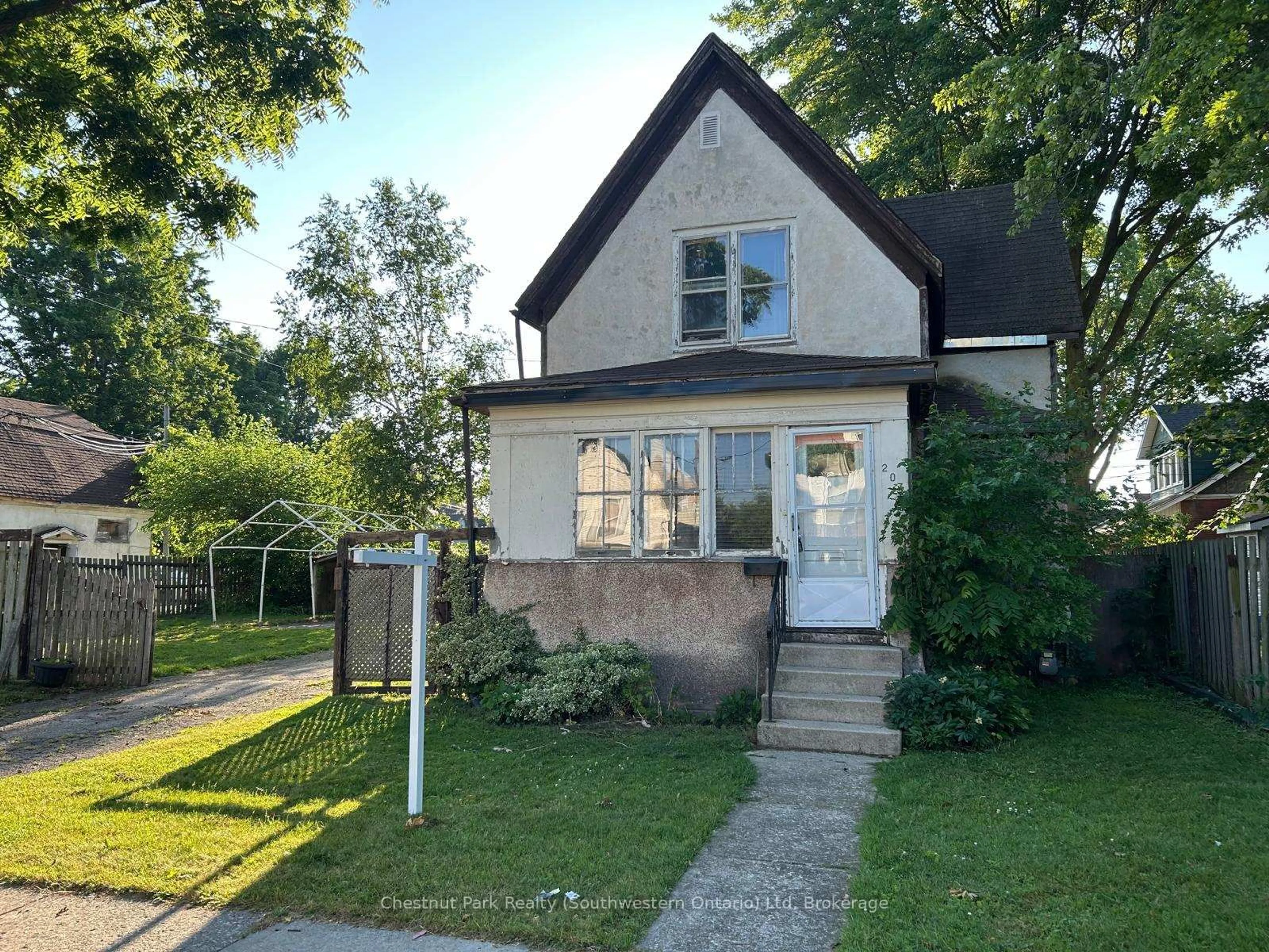 Unknown for 207 Tamarac St, Haldimand Ontario N1A 2C5