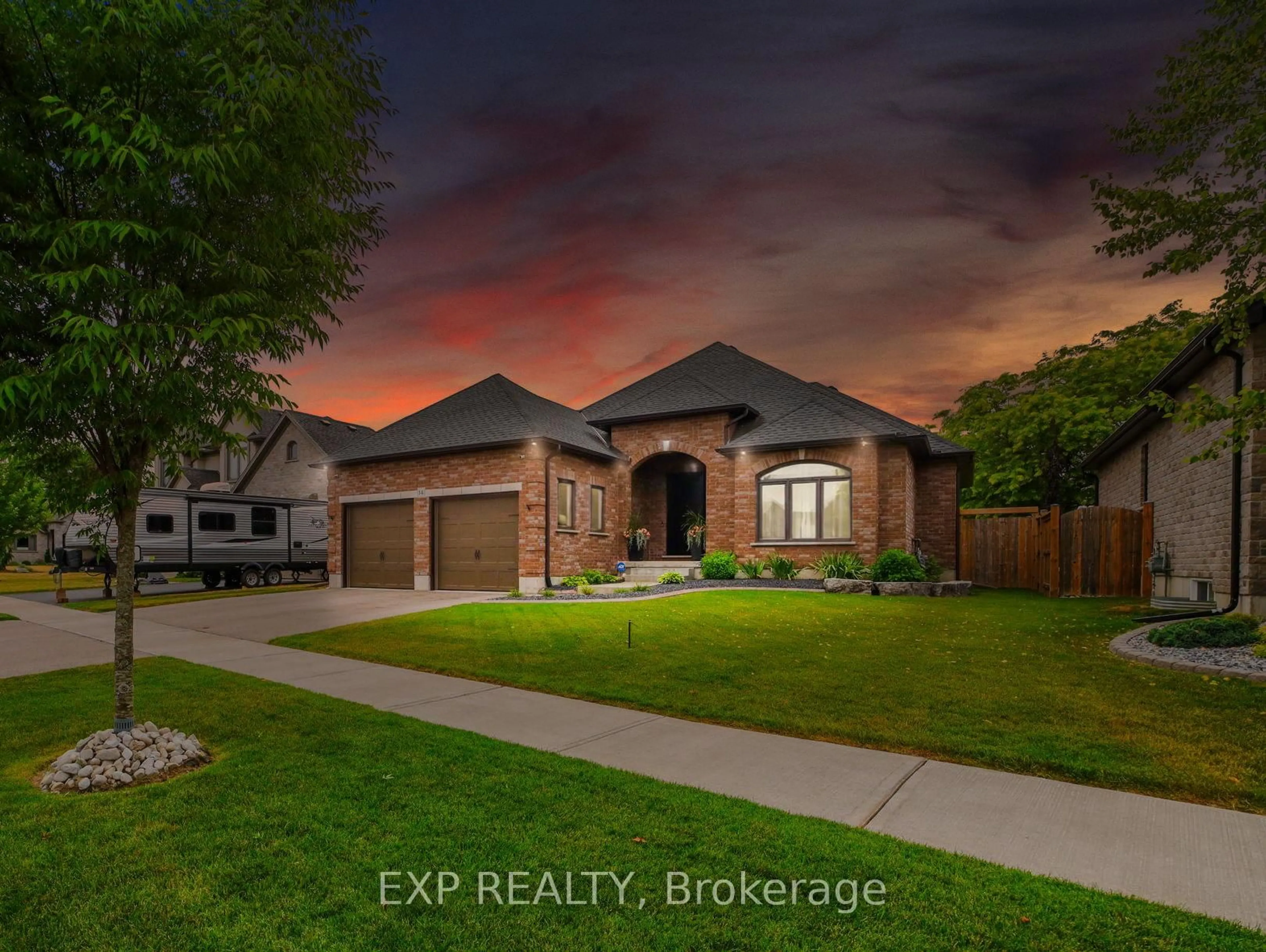 Home with brick exterior material, street for 14 Ross Ave, Norfolk Ontario N3Y 0B2