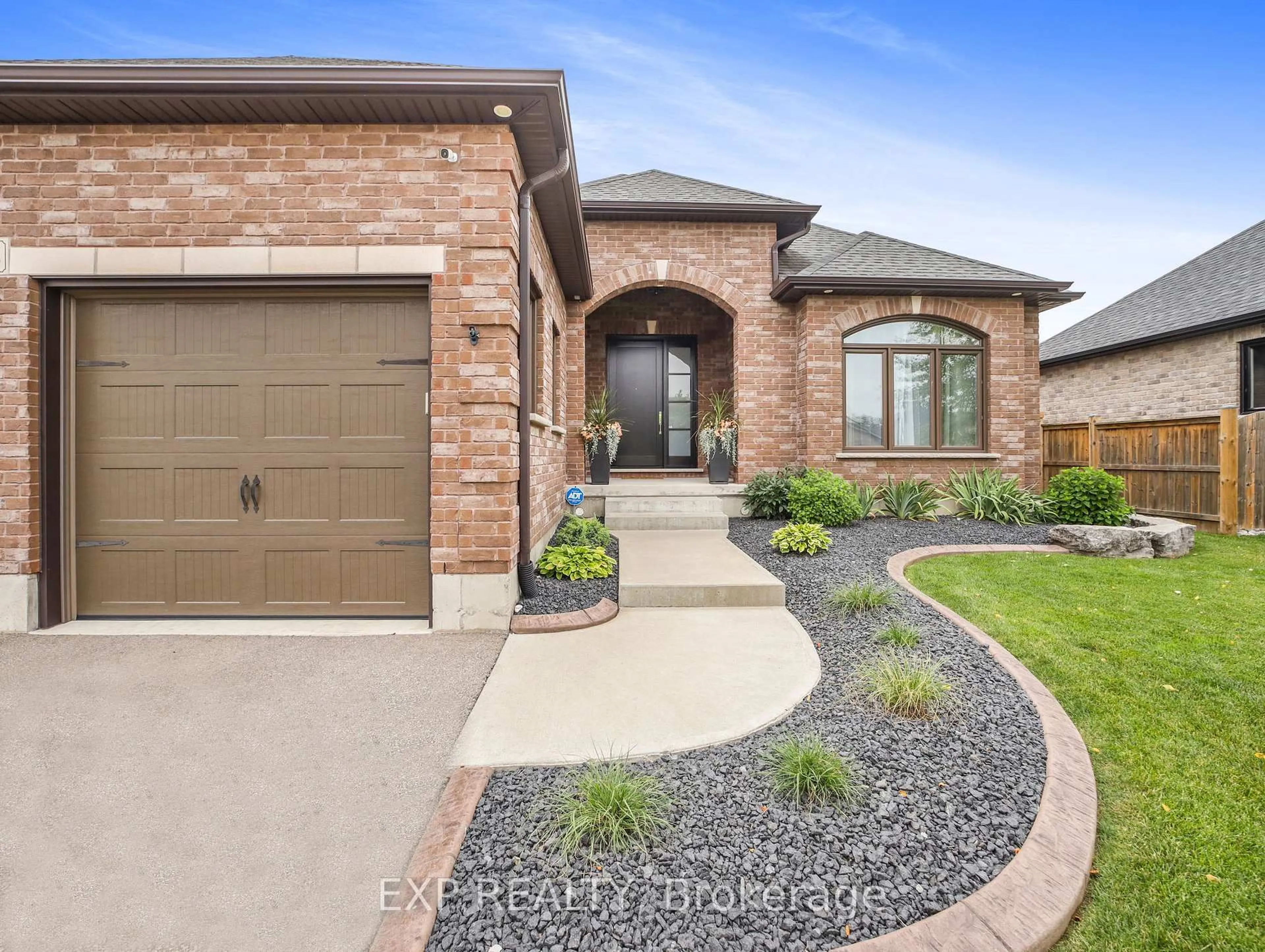Home with brick exterior material, street for 14 Ross Ave, Norfolk Ontario N3Y 0B2