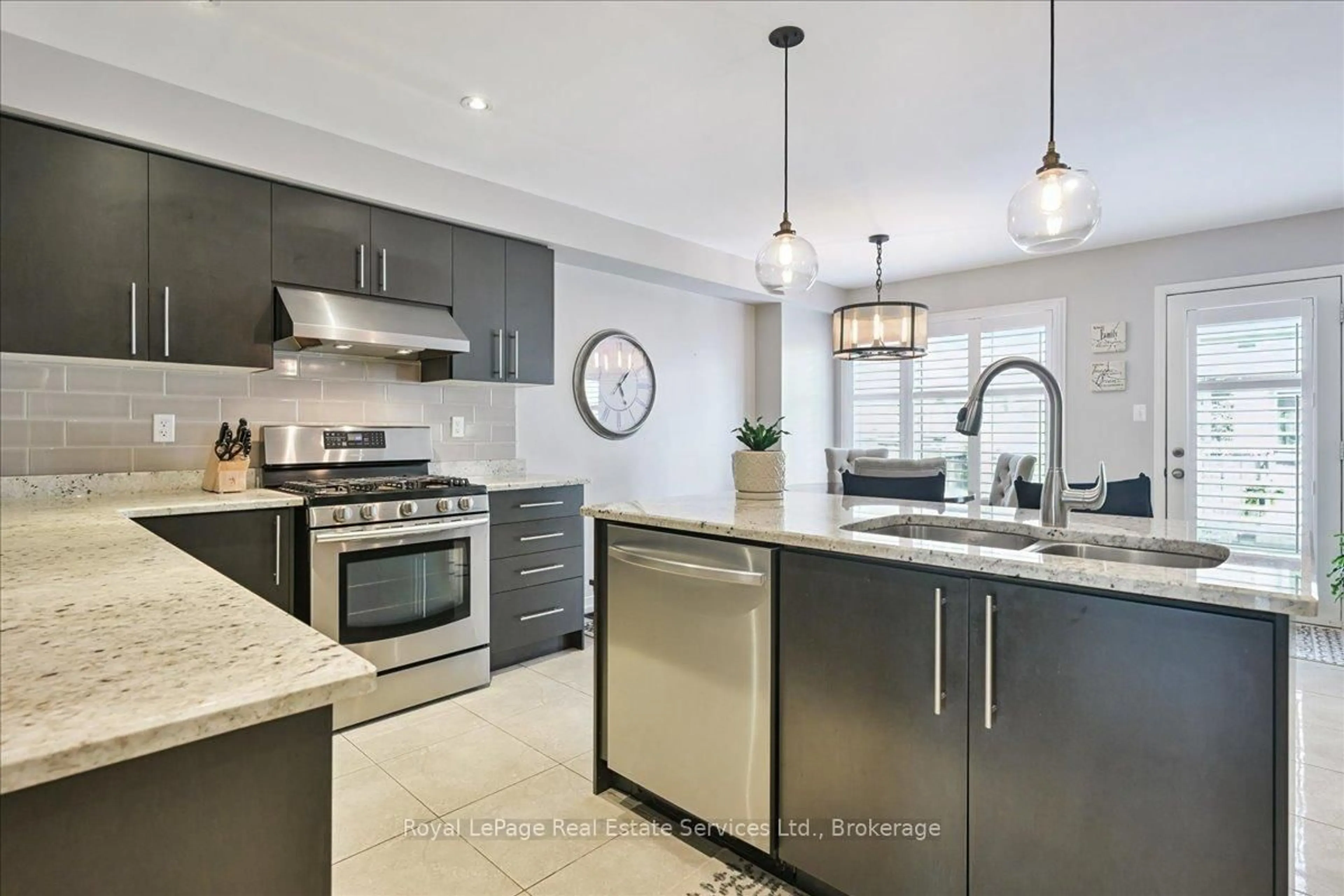 Open concept kitchen, ceramic/tile floor for 50 Mcknight Ave, Hamilton Ontario L0R 2M0