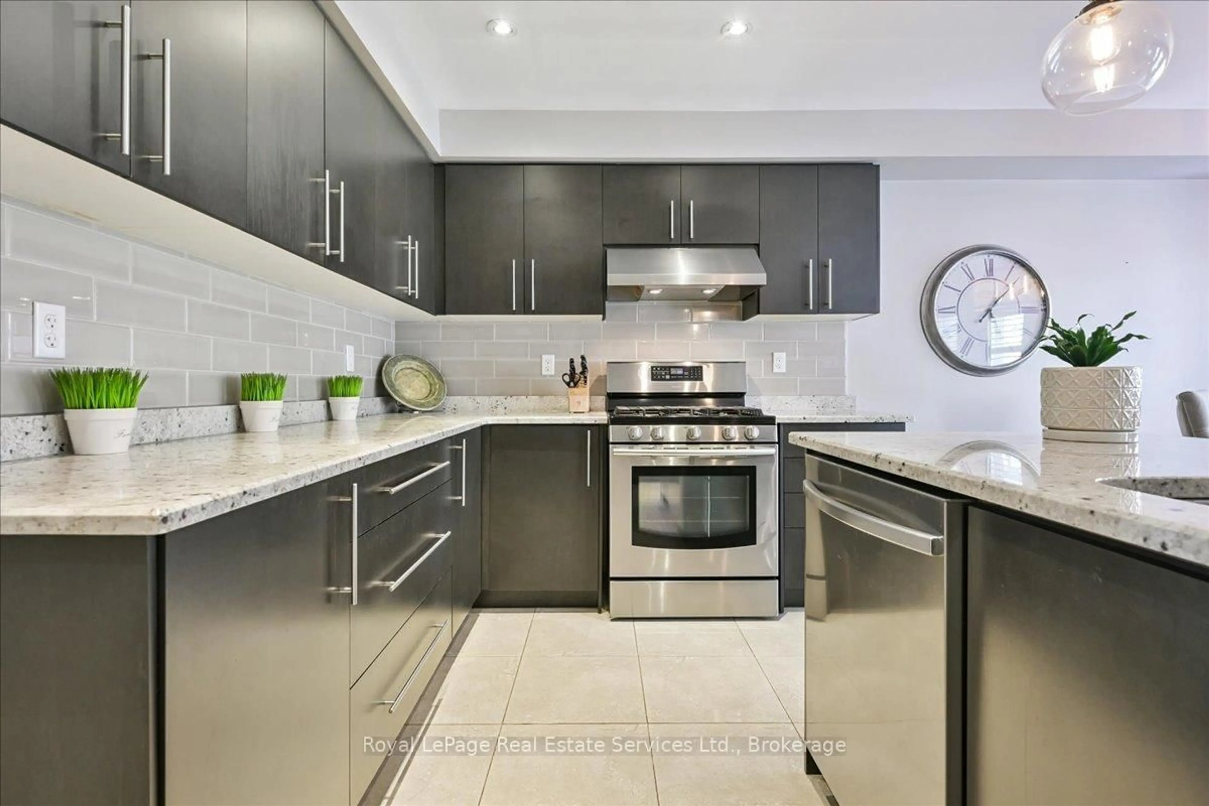 Contemporary kitchen, ceramic/tile floor for 50 Mcknight Ave, Hamilton Ontario L0R 2M0
