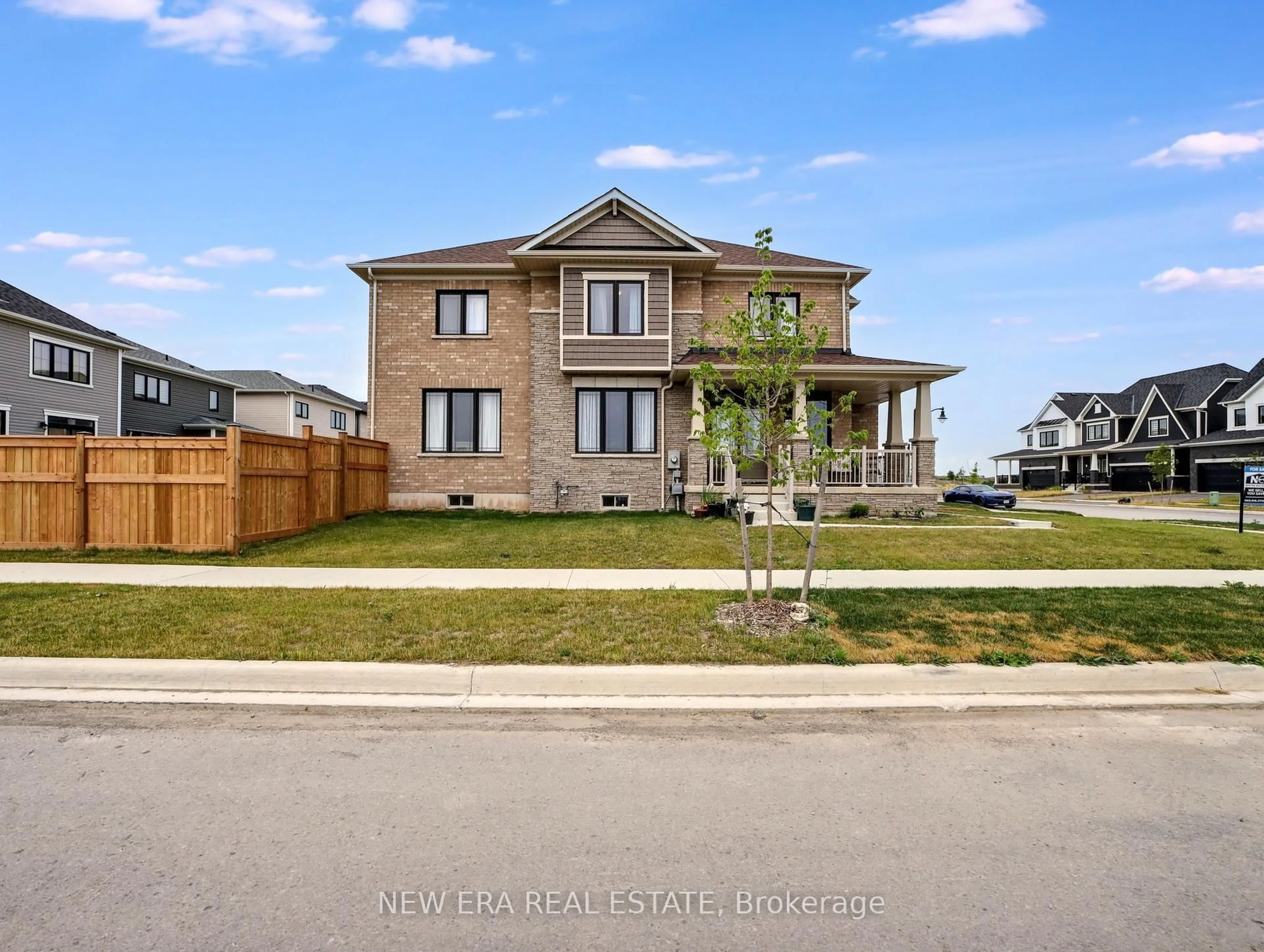 Home with brick exterior material, street for 237 Eastbridge Ave, Welland Ontario L3B 0M7
