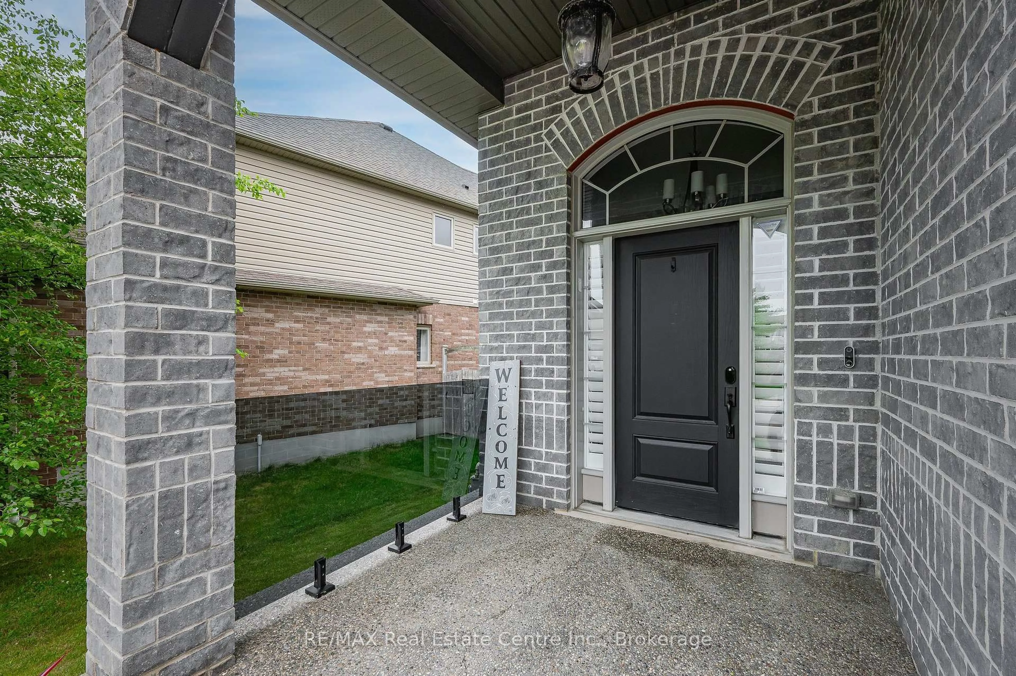 Unknown for 50 Eden Oak Tr, Kitchener Ontario N2A 0G3