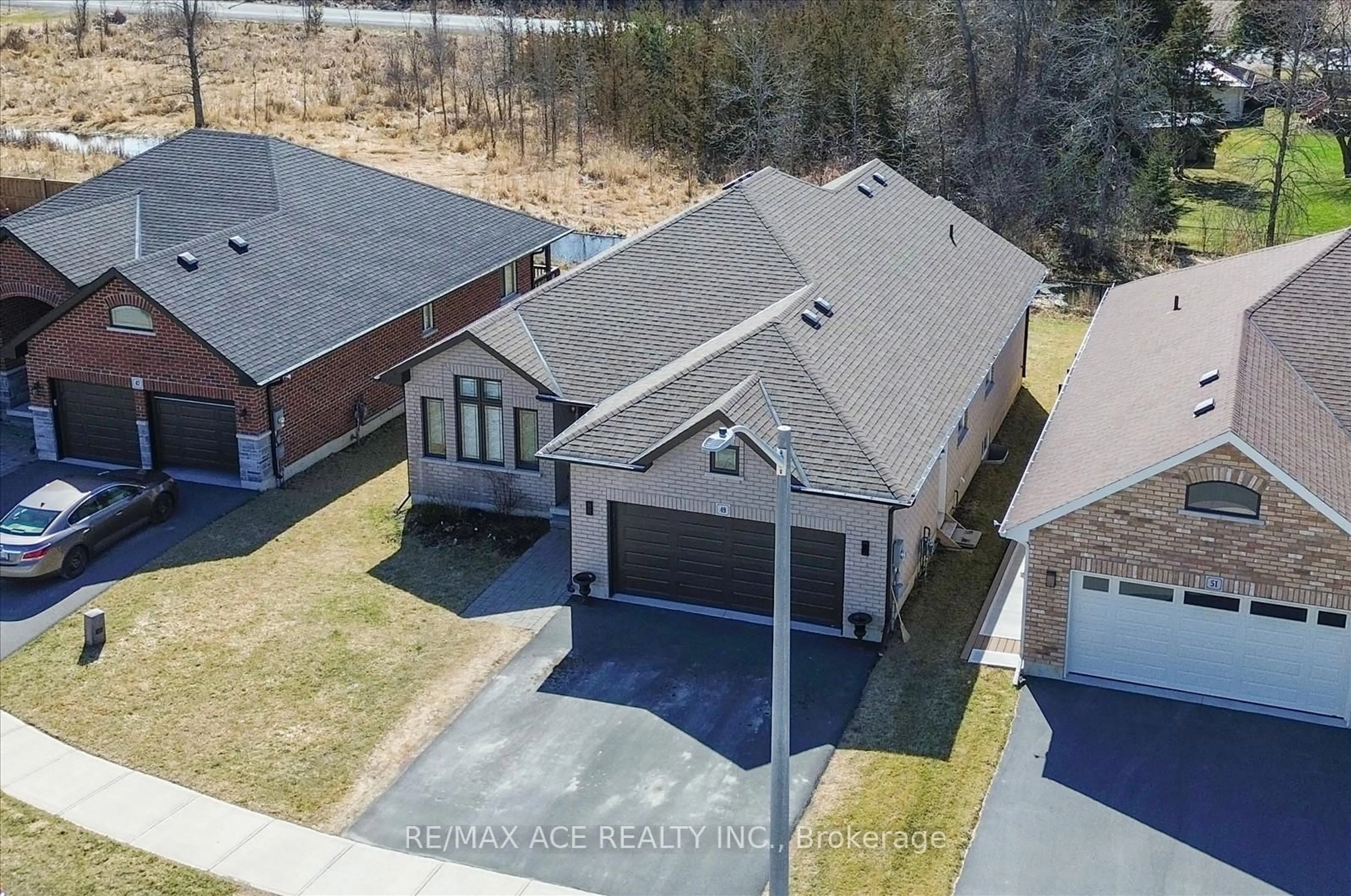 A pic from outside/outdoor area/front of a property/back of a property/a pic from drone, street for 49 Covington Cres, Belleville Ontario K8N 0K9