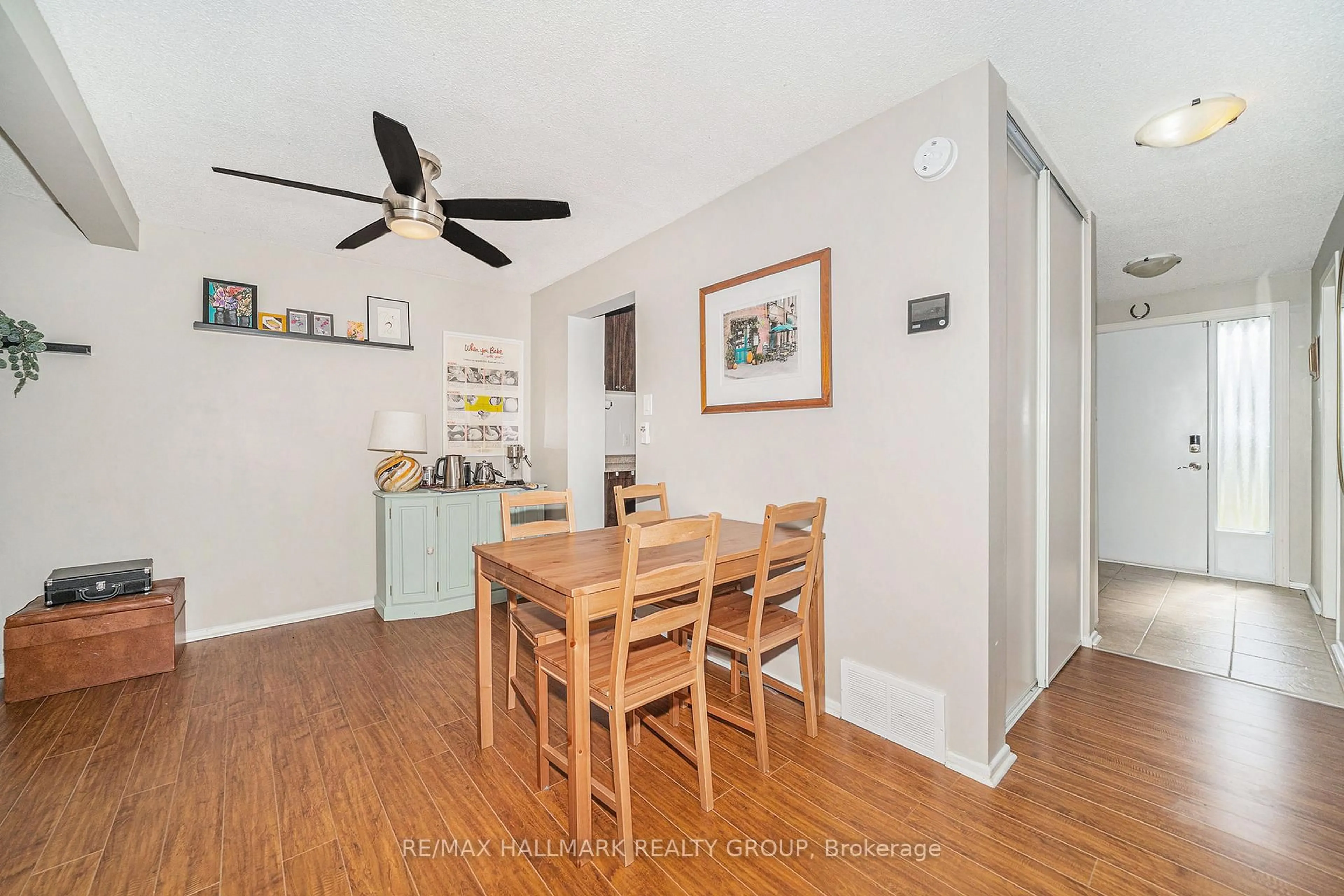 Unknown for 2169 Stonehenge Cres, Ottawa Ontario K1B 4N7
