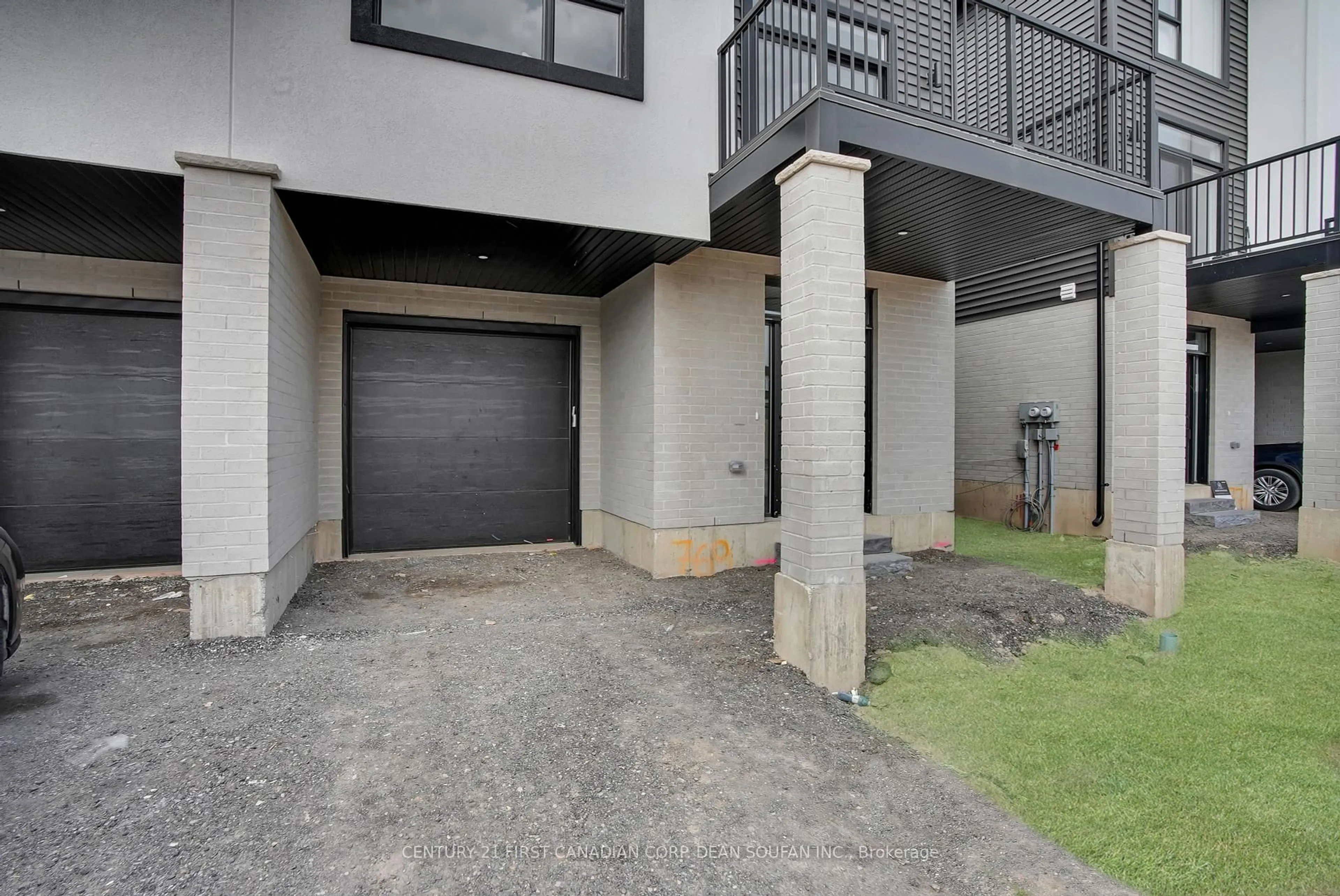 Unknown for 769 BANYAN Lane, London North Ontario N6G 5B1