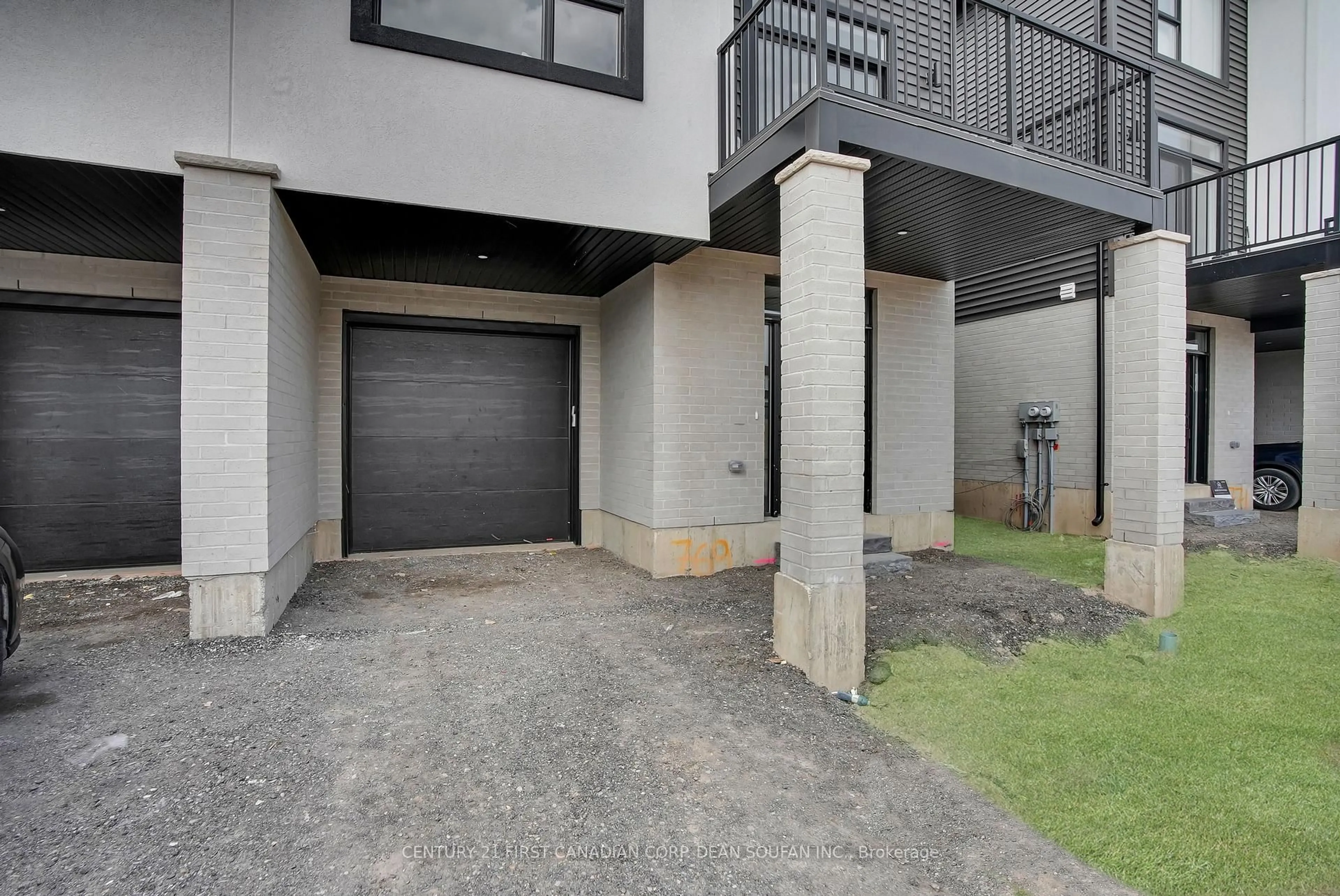 Unknown for 775 BANYAN Lane, London North Ontario N6G 5B1