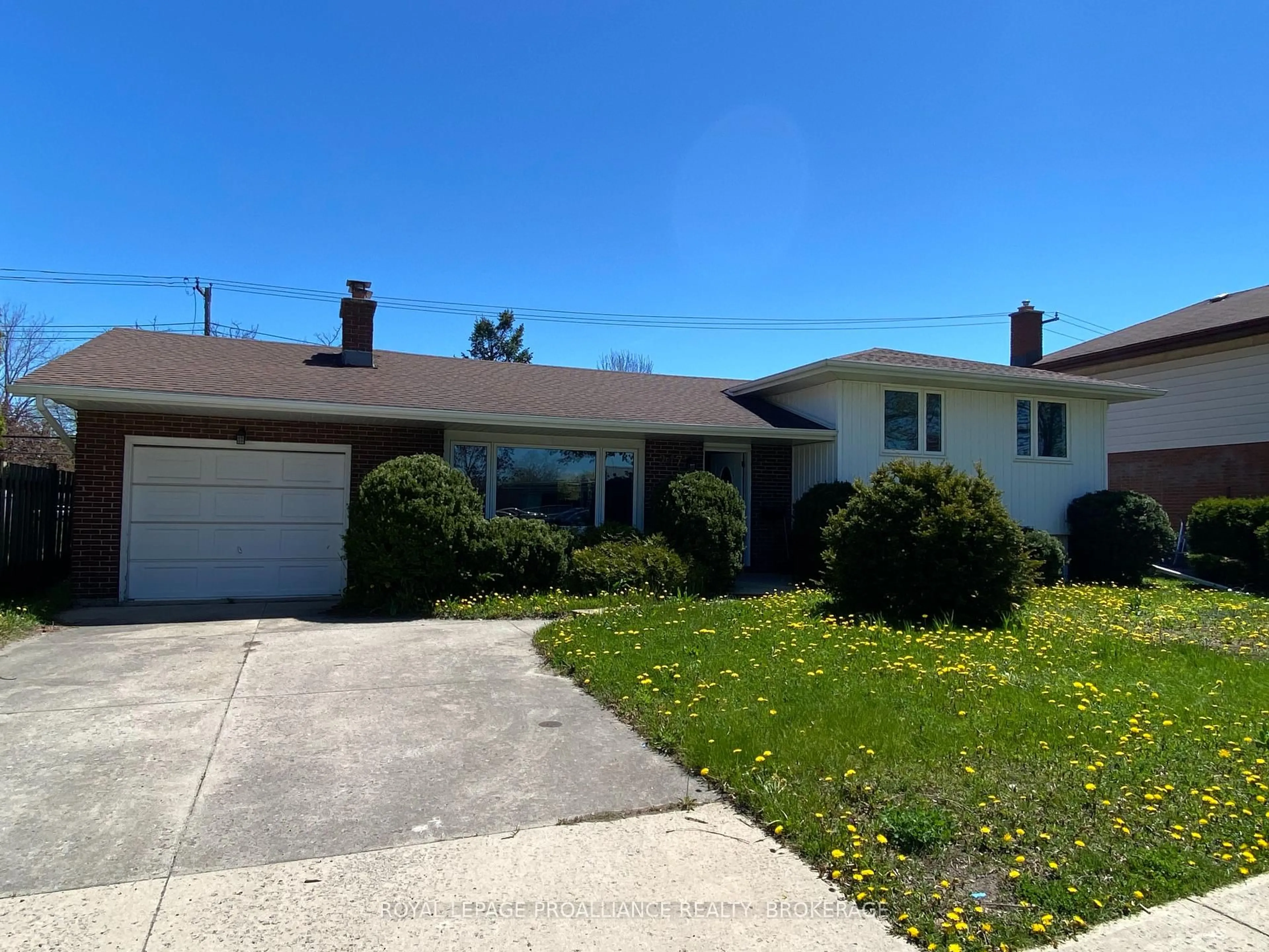 Unknown for 247 Norman Rogers Dr, Kingston Ontario K7M 2R5