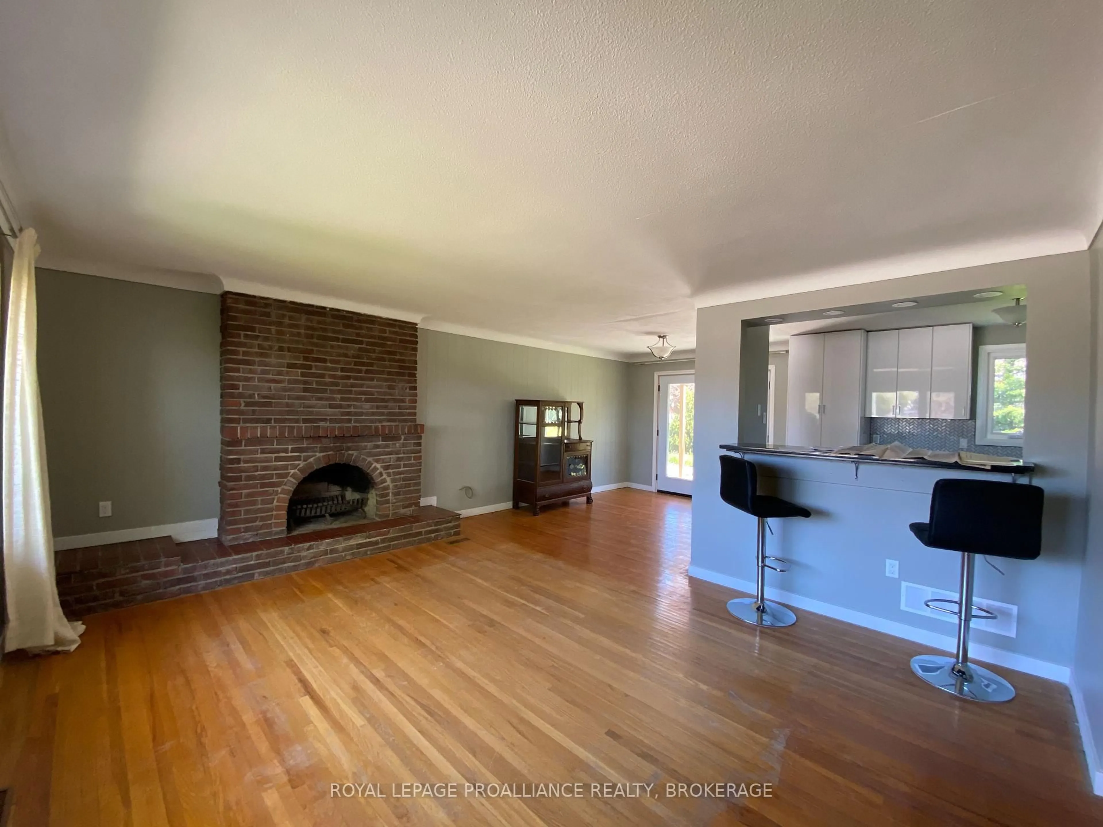 Living room with furniture, unknown for 247 Norman Rogers Dr, Kingston Ontario K7M 2R5