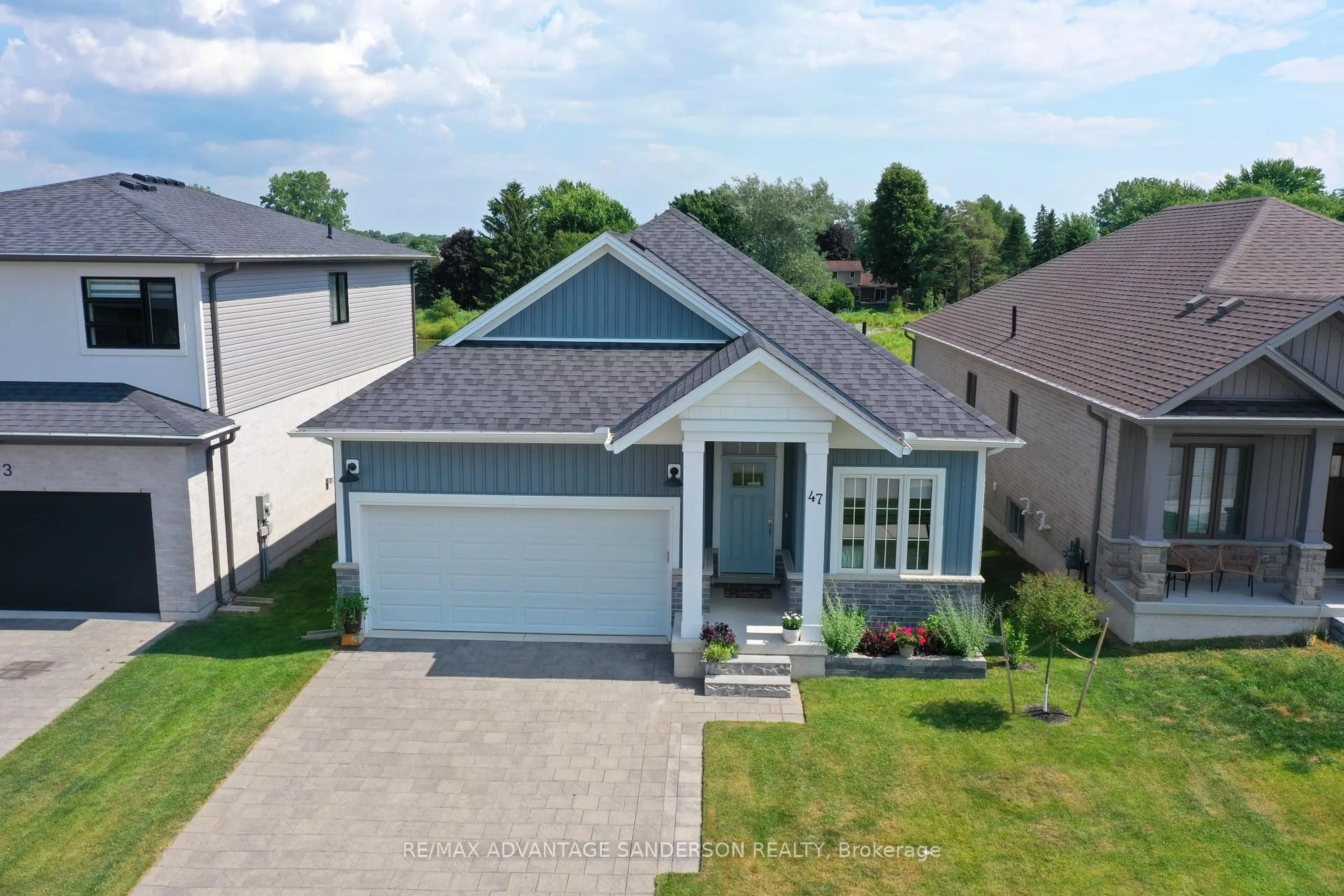 A pic from outside/outdoor area/front of a property/back of a property/a pic from drone, street for 47 Bowman Dr, Middlesex Centre Ontario N0M 2A0
