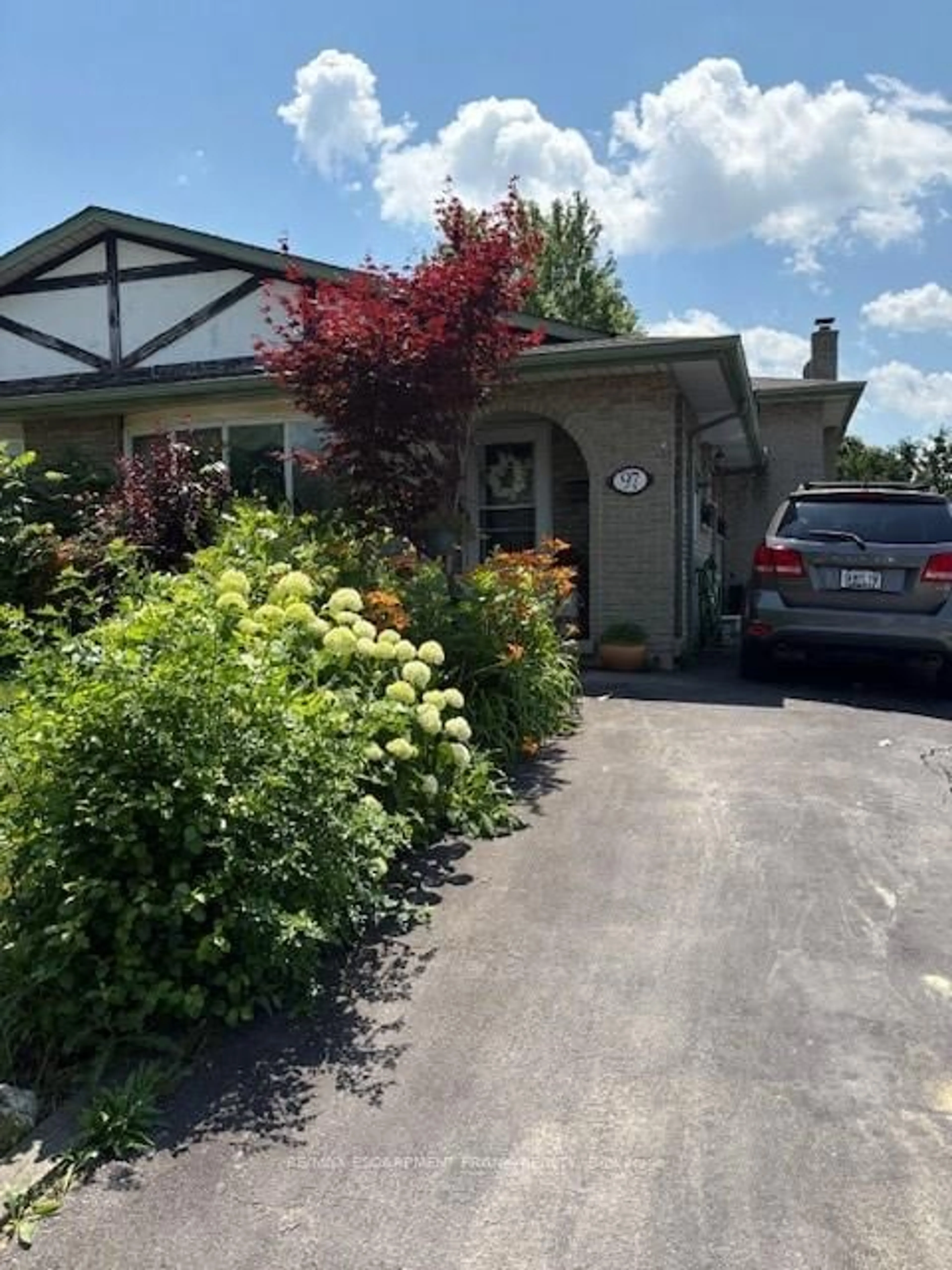 Unknown for 97 Guildwood Dr, Hamilton Ontario L9C 6S3